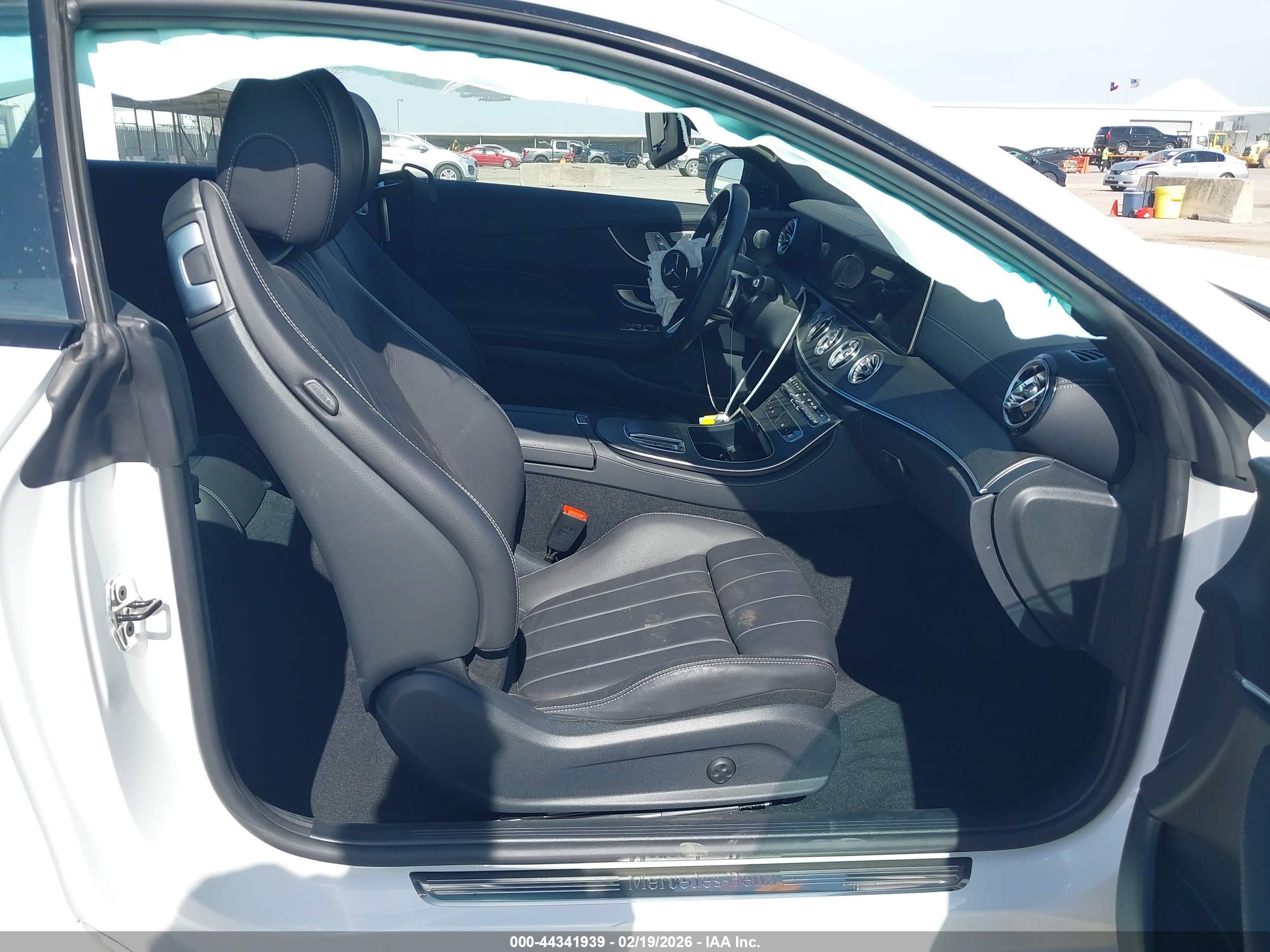 MERCEDES-BENZ E image 5