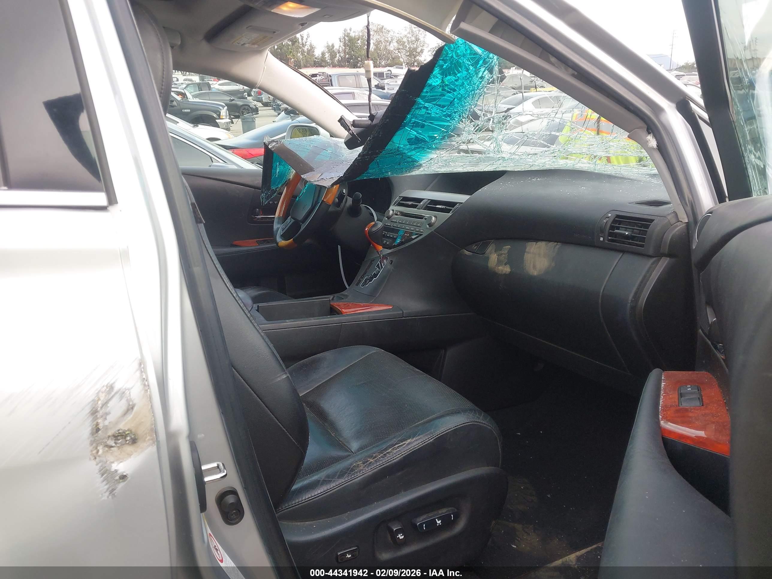 LEXUS RX image 5