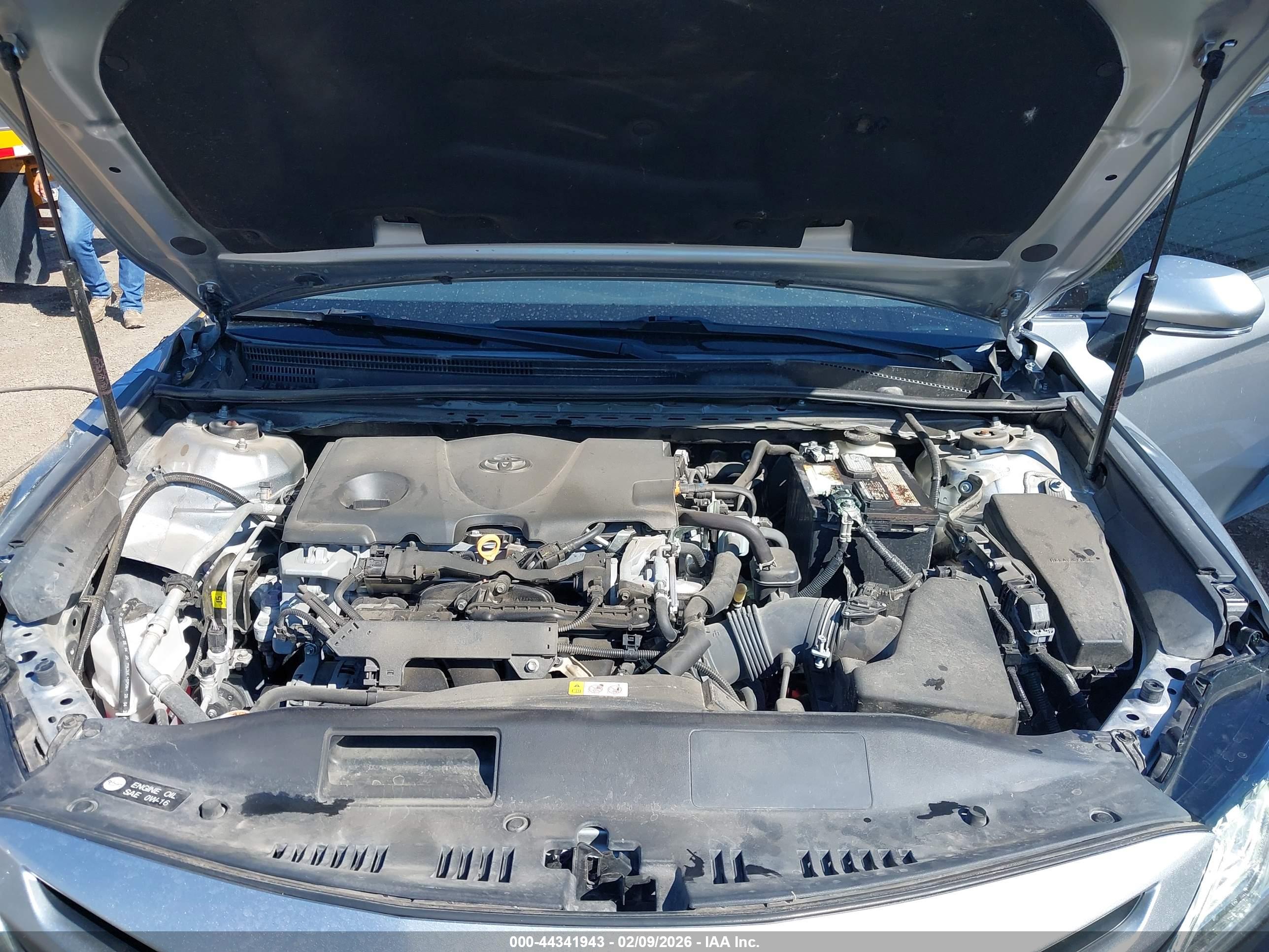 TOYOTA CAMRY image 10