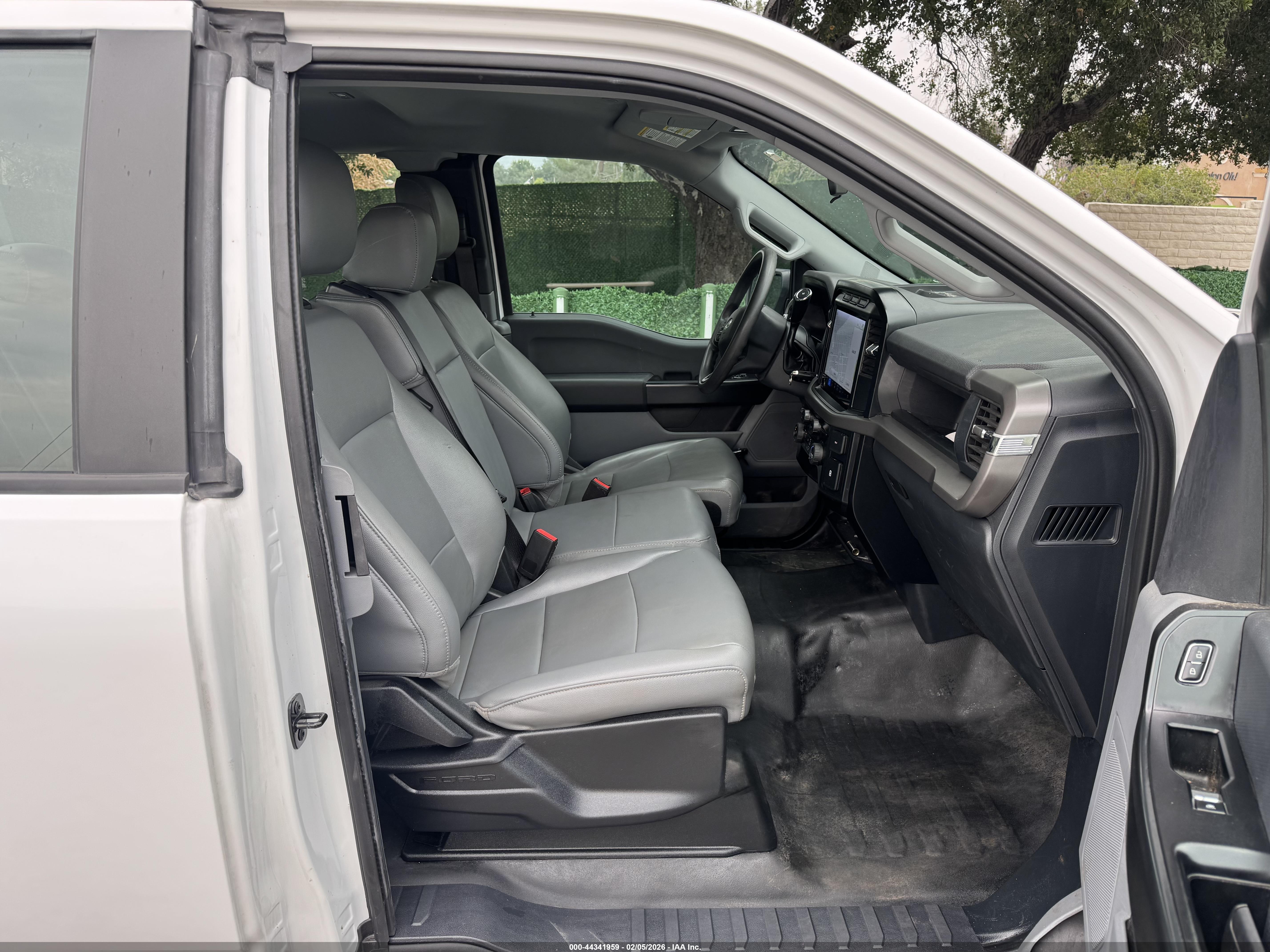 FORD F-150 image 5