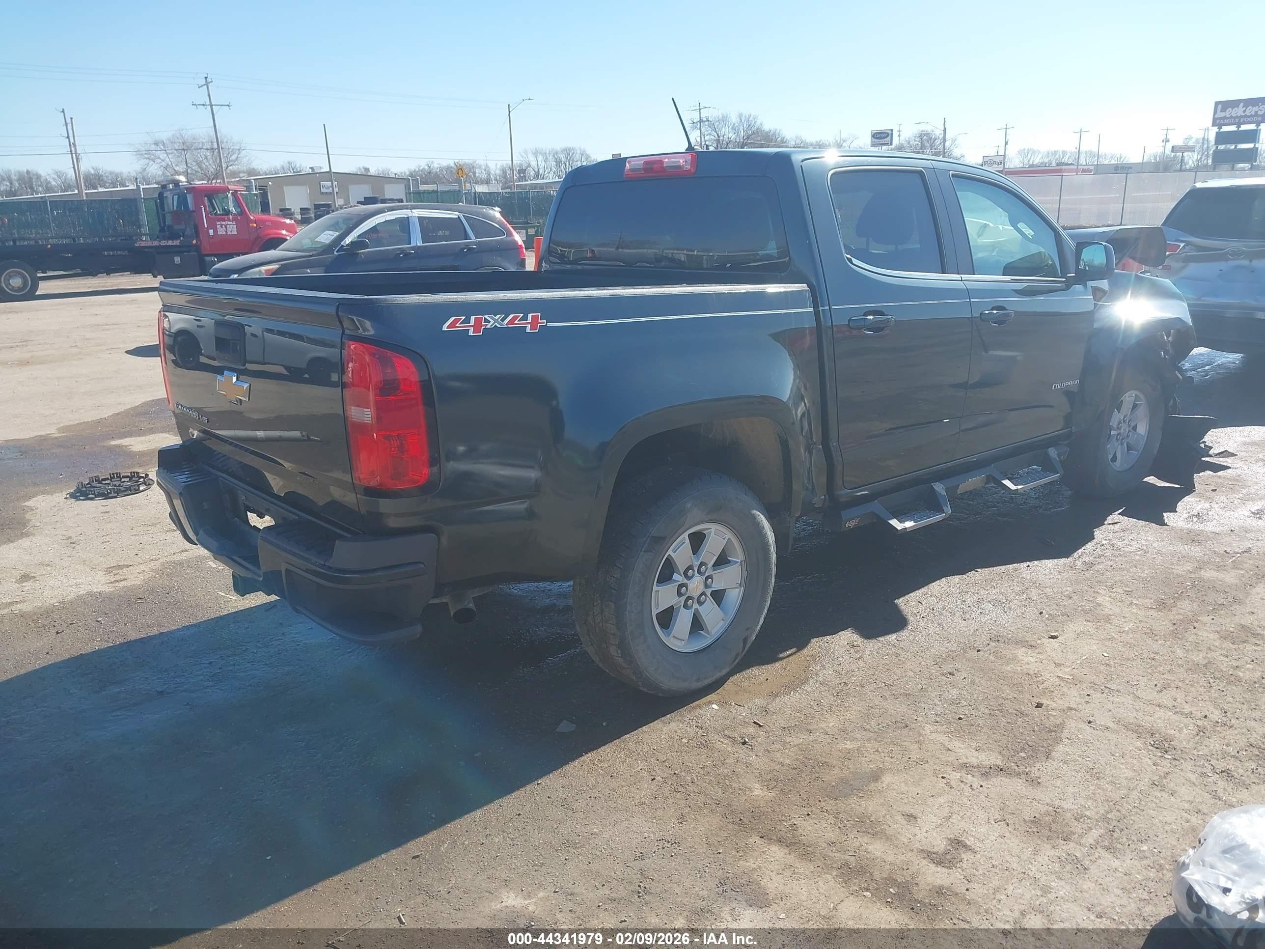 CHEVROLET COLORADO image 4