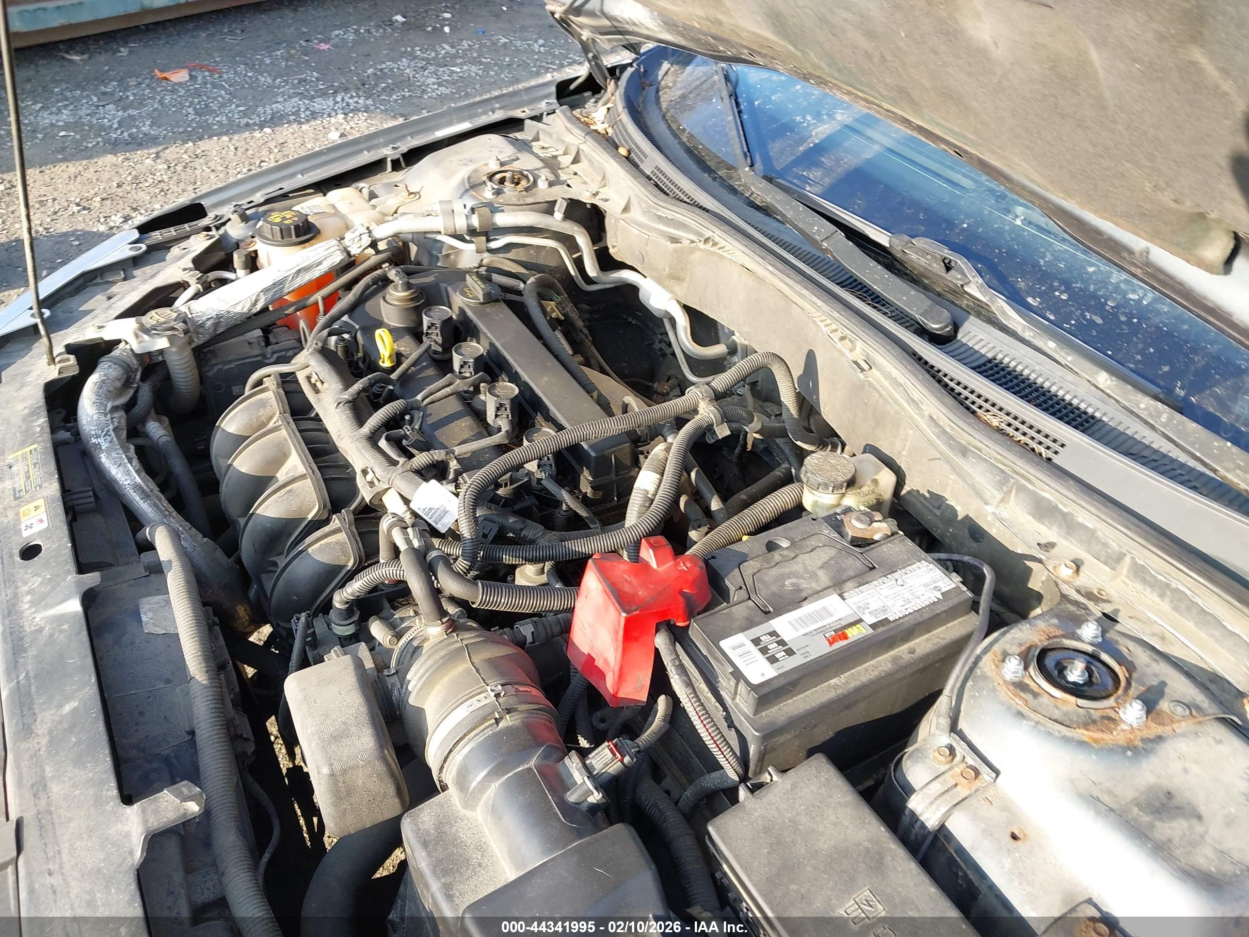FORD FUSION image 10