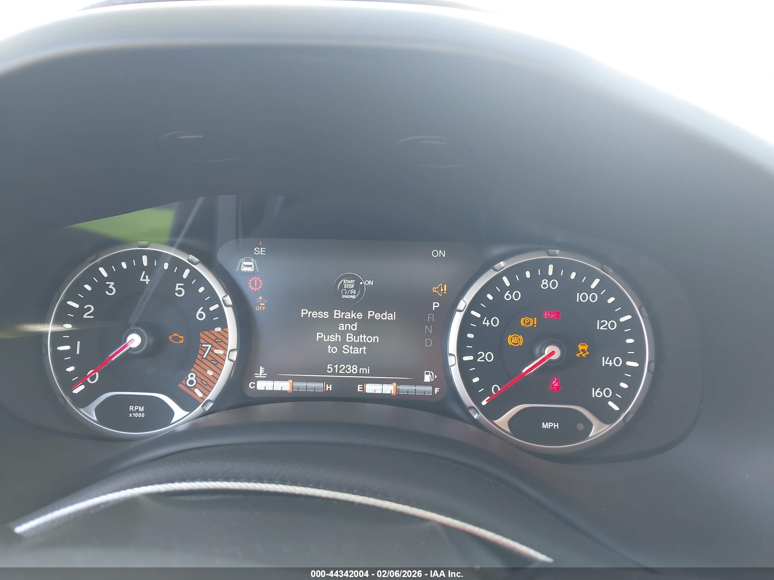 JEEP RENEGADE image 7
