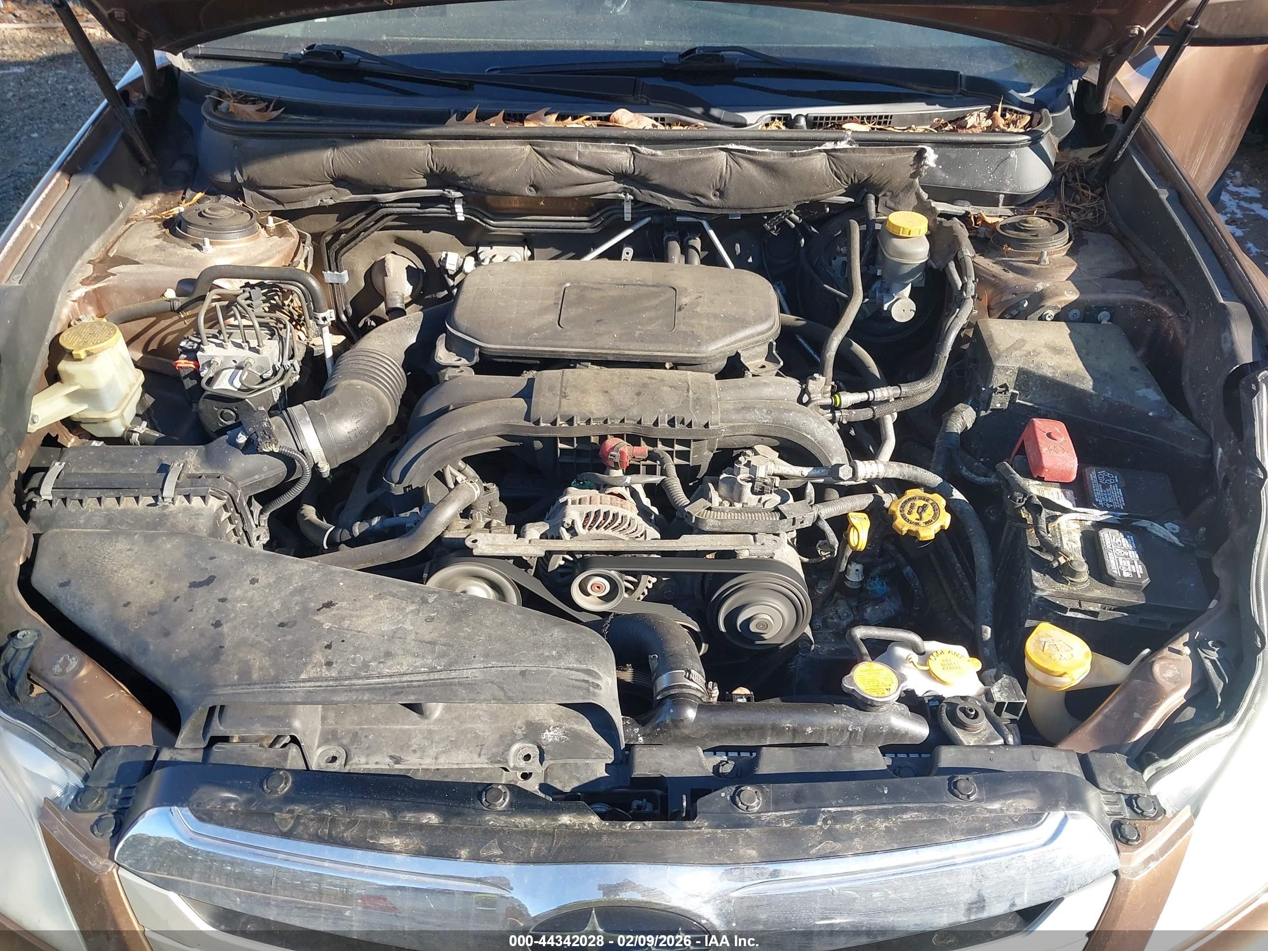SUBARU OUTBACK image 10
