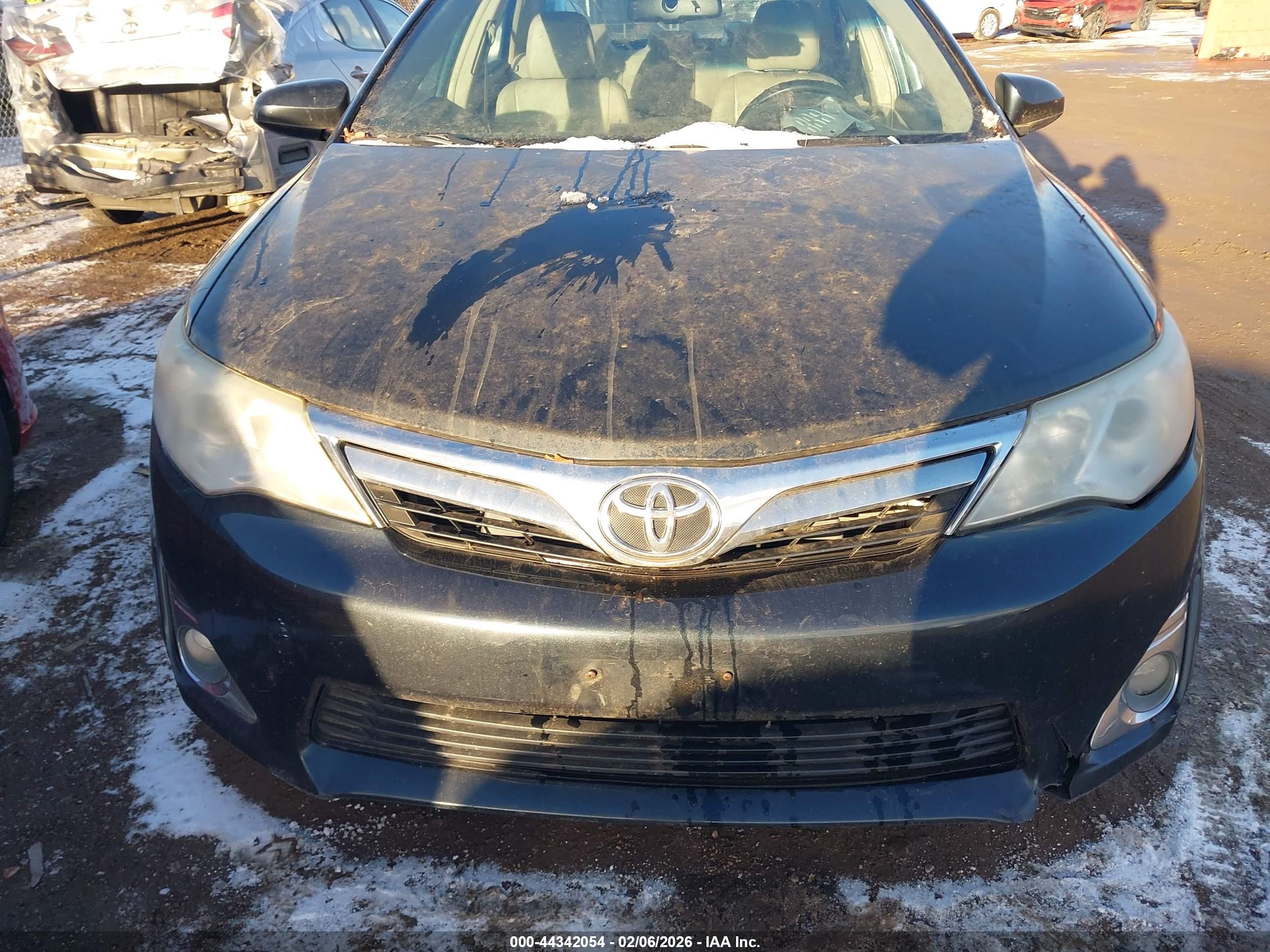 TOYOTA CAMRY image 6