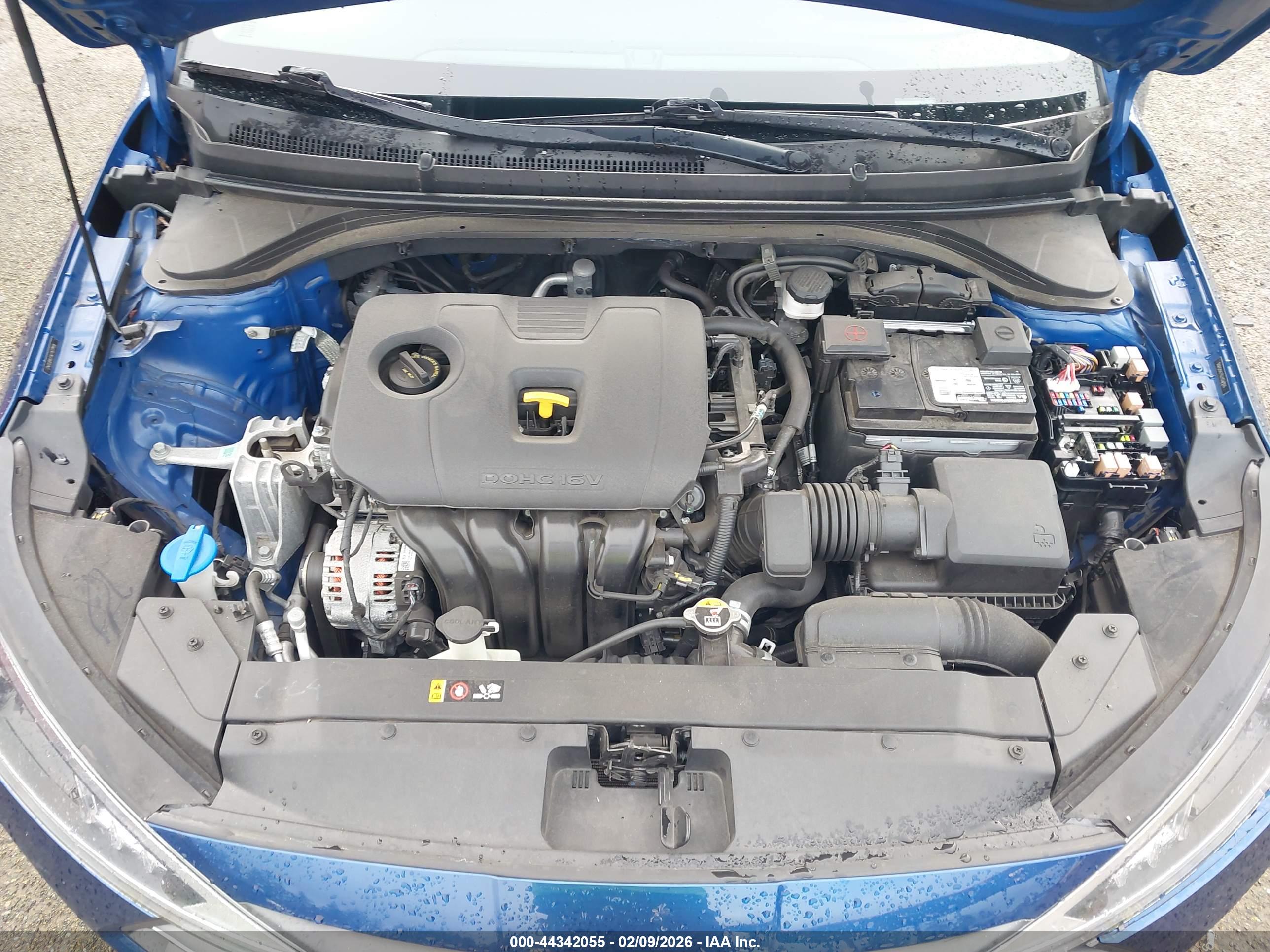 HYUNDAI ELANTRA image 10