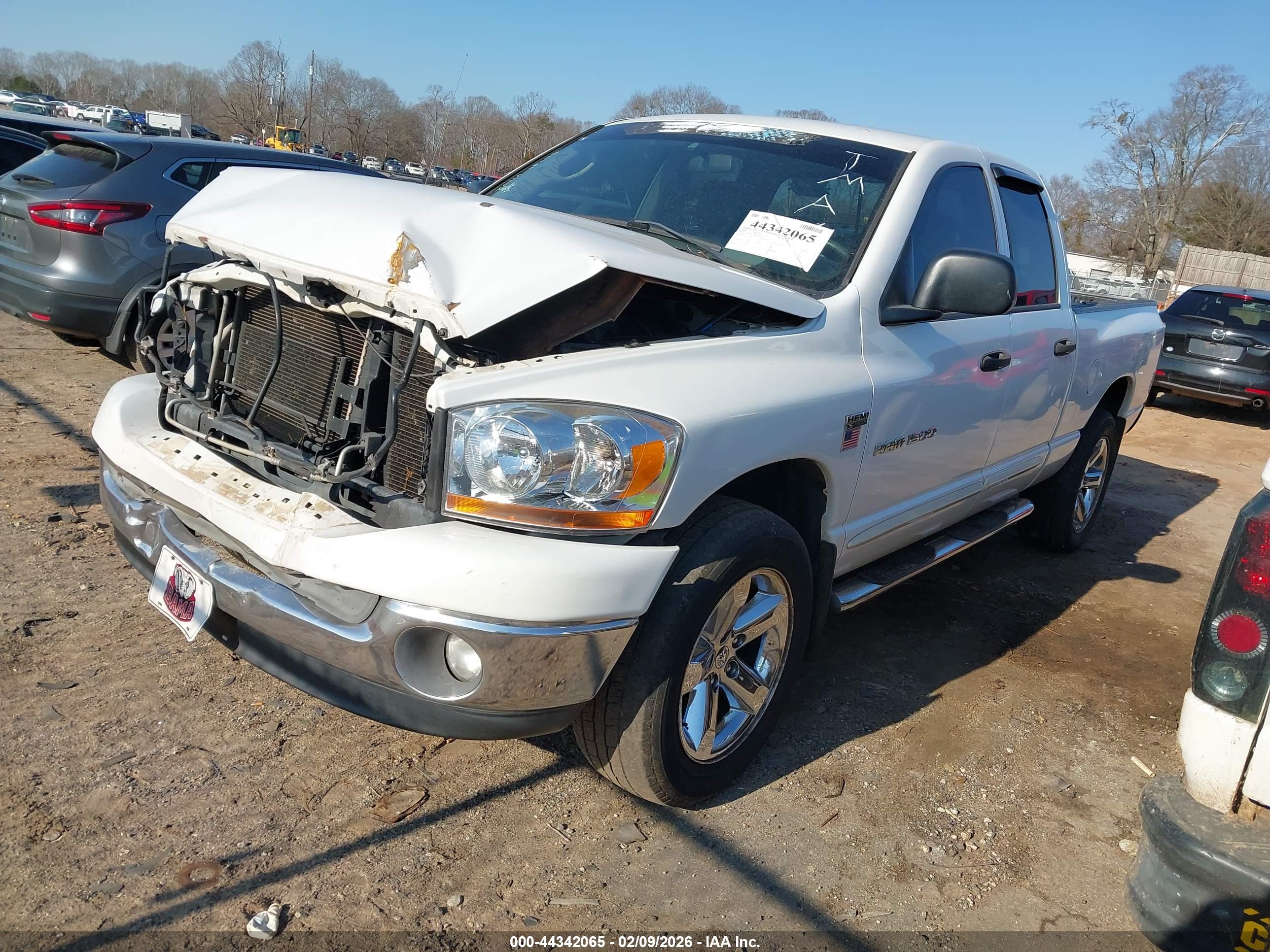 DODGE RAM image 2