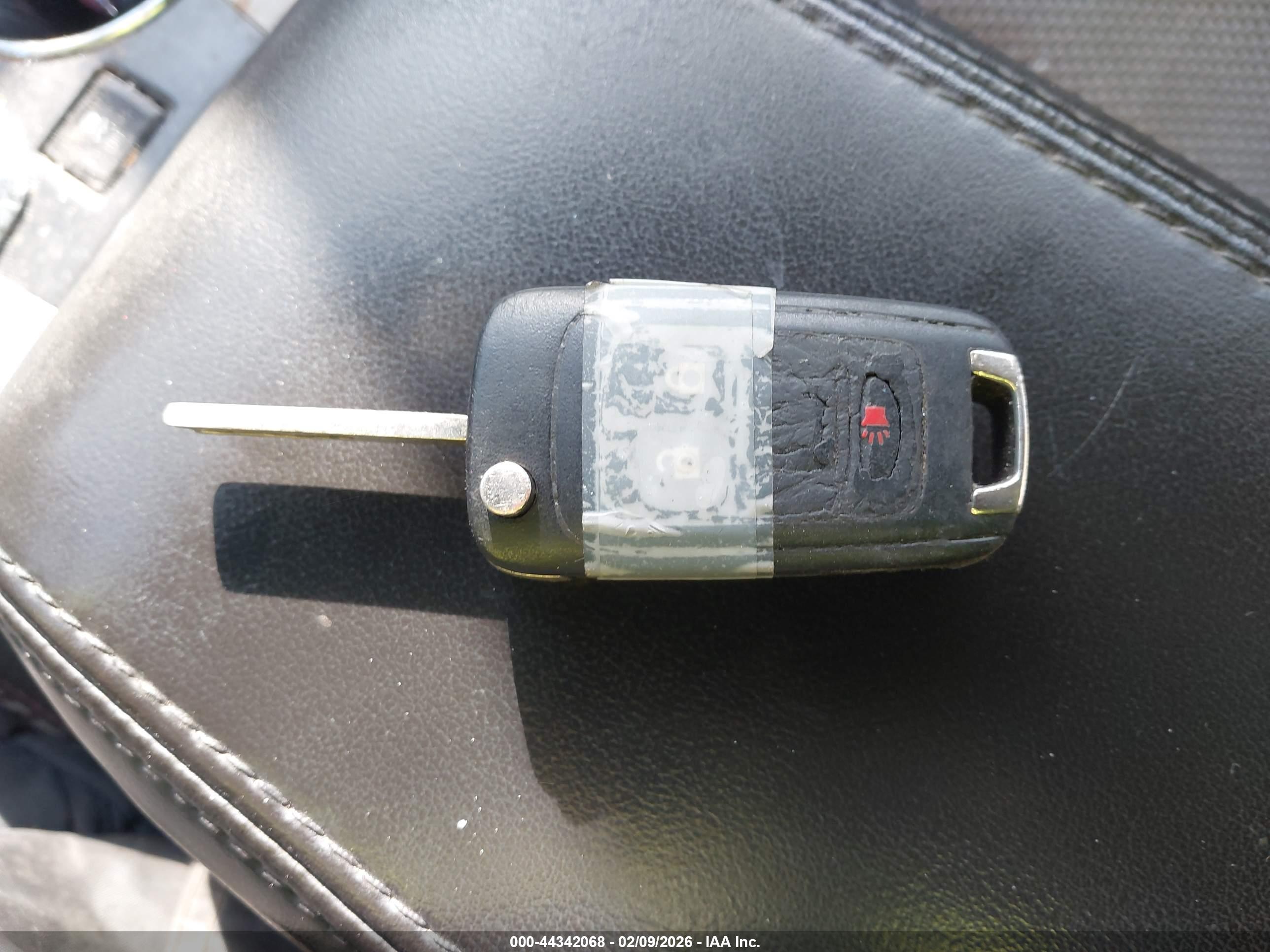 CHEVROLET EQUINOX image 11