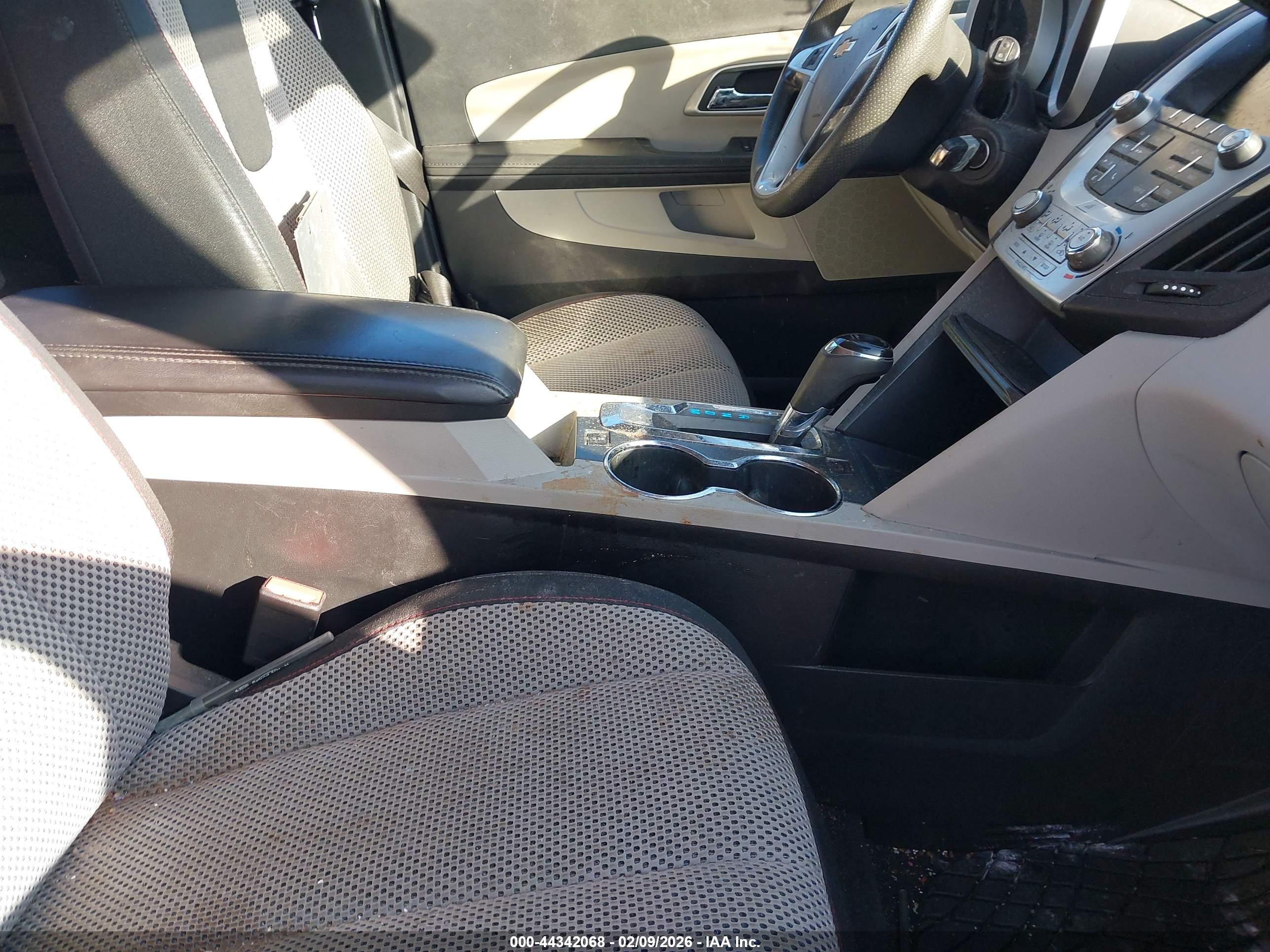 CHEVROLET EQUINOX image 5