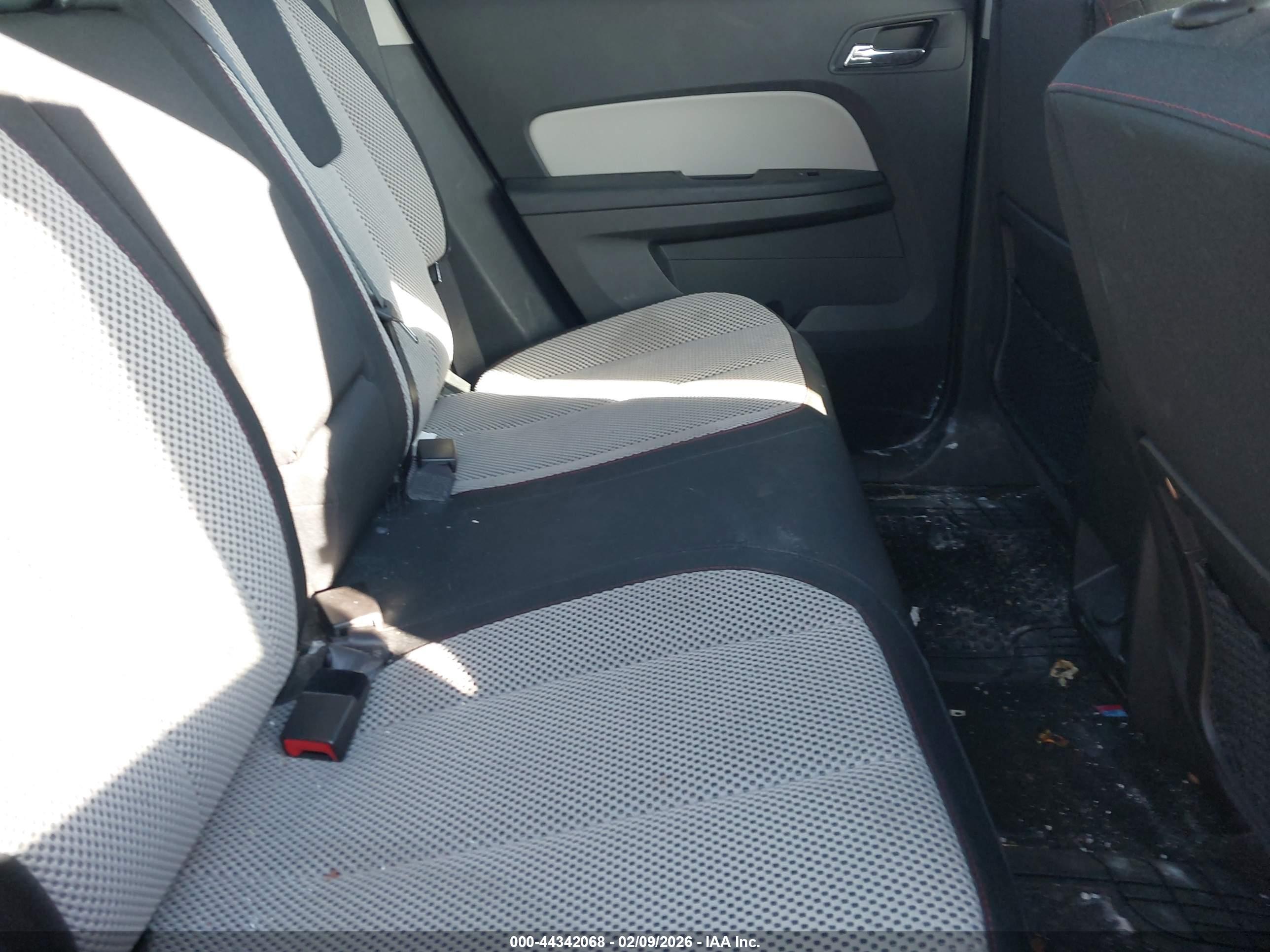 CHEVROLET EQUINOX image 8
