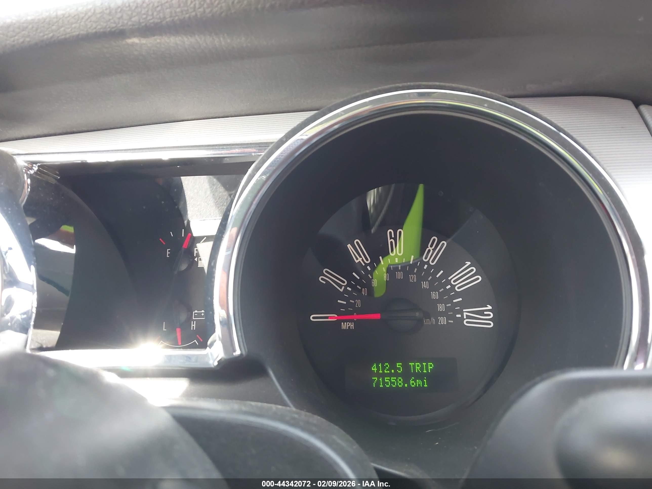 FORD MUSTANG image 7