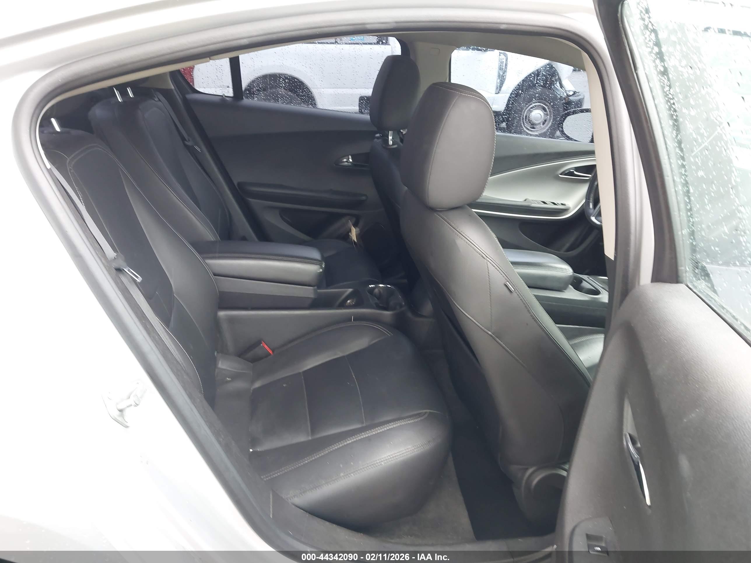 CHEVROLET VOLT image 8