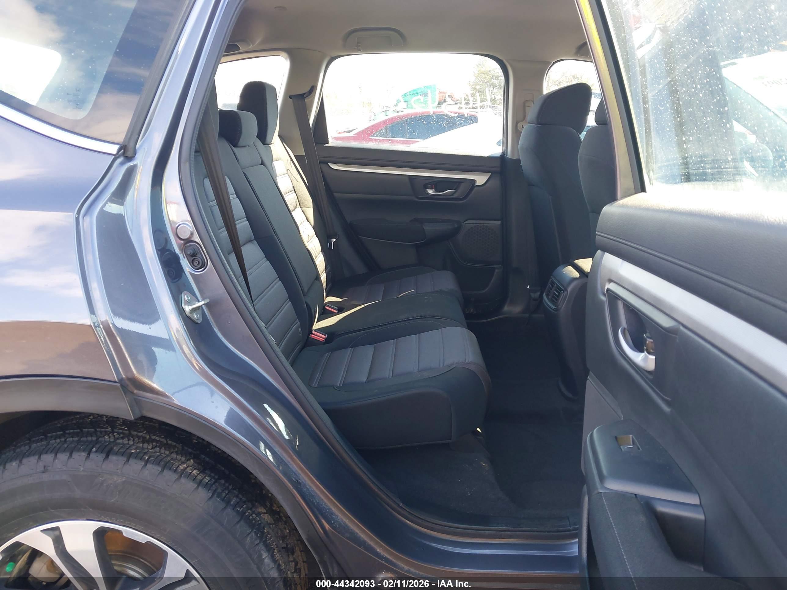 HONDA CR-V image 8