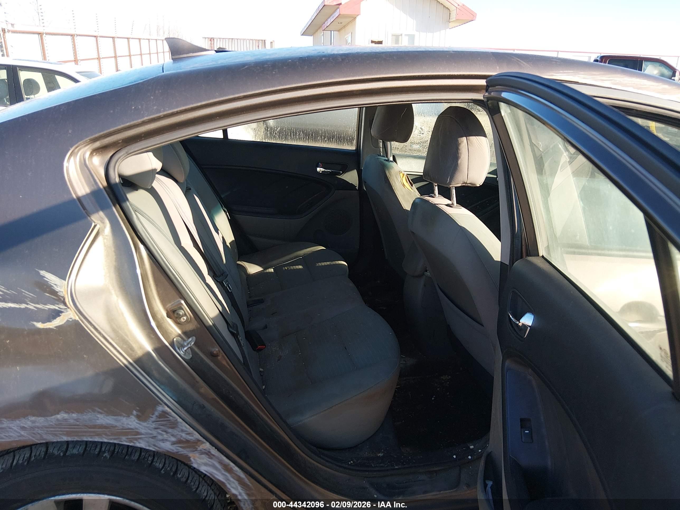 KIA FORTE image 8