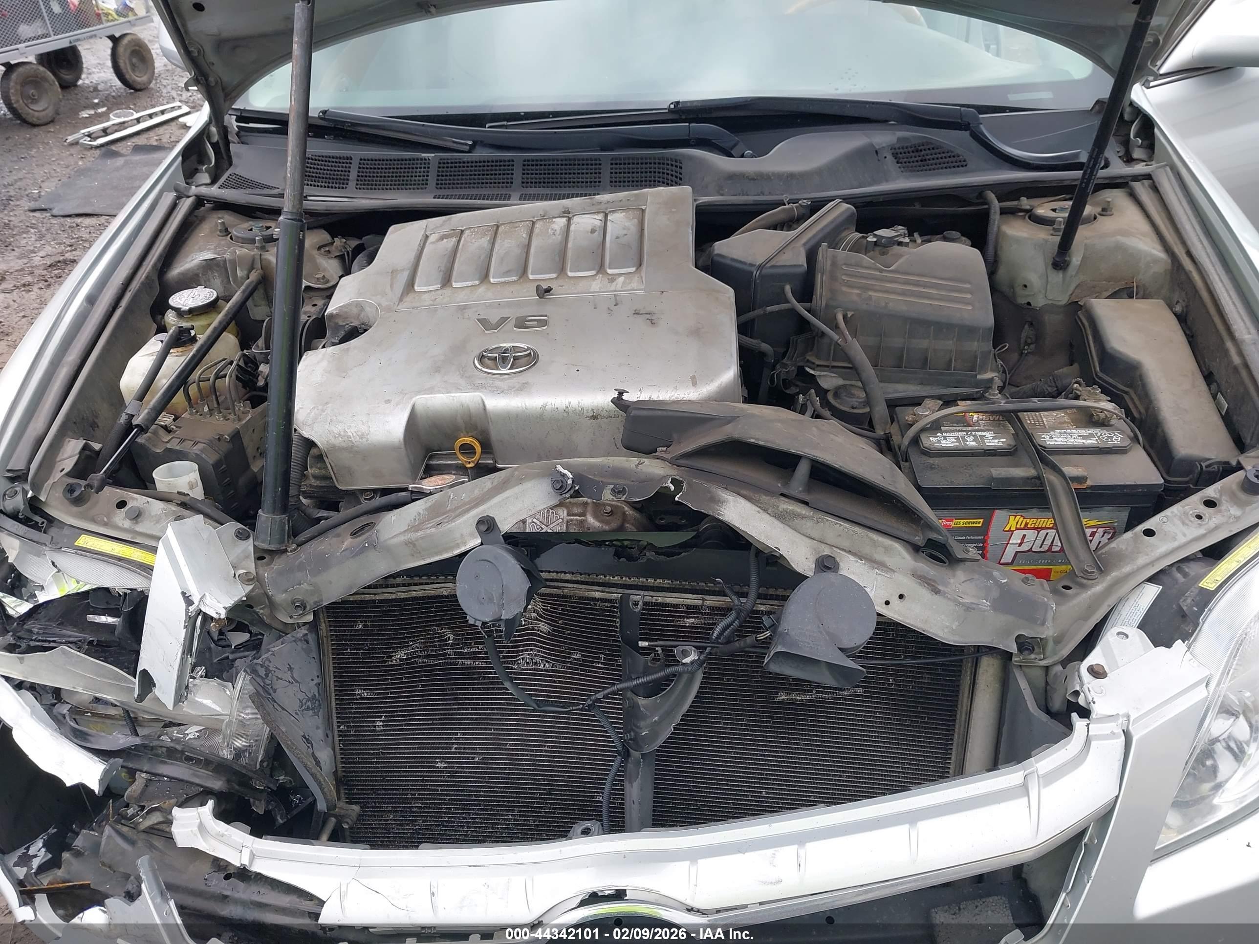 TOYOTA AVALON image 10