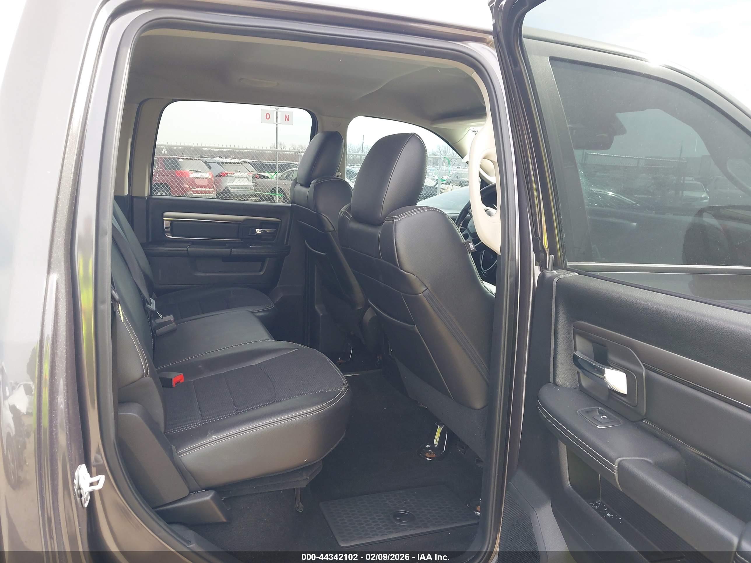 RAM 1500 image 8
