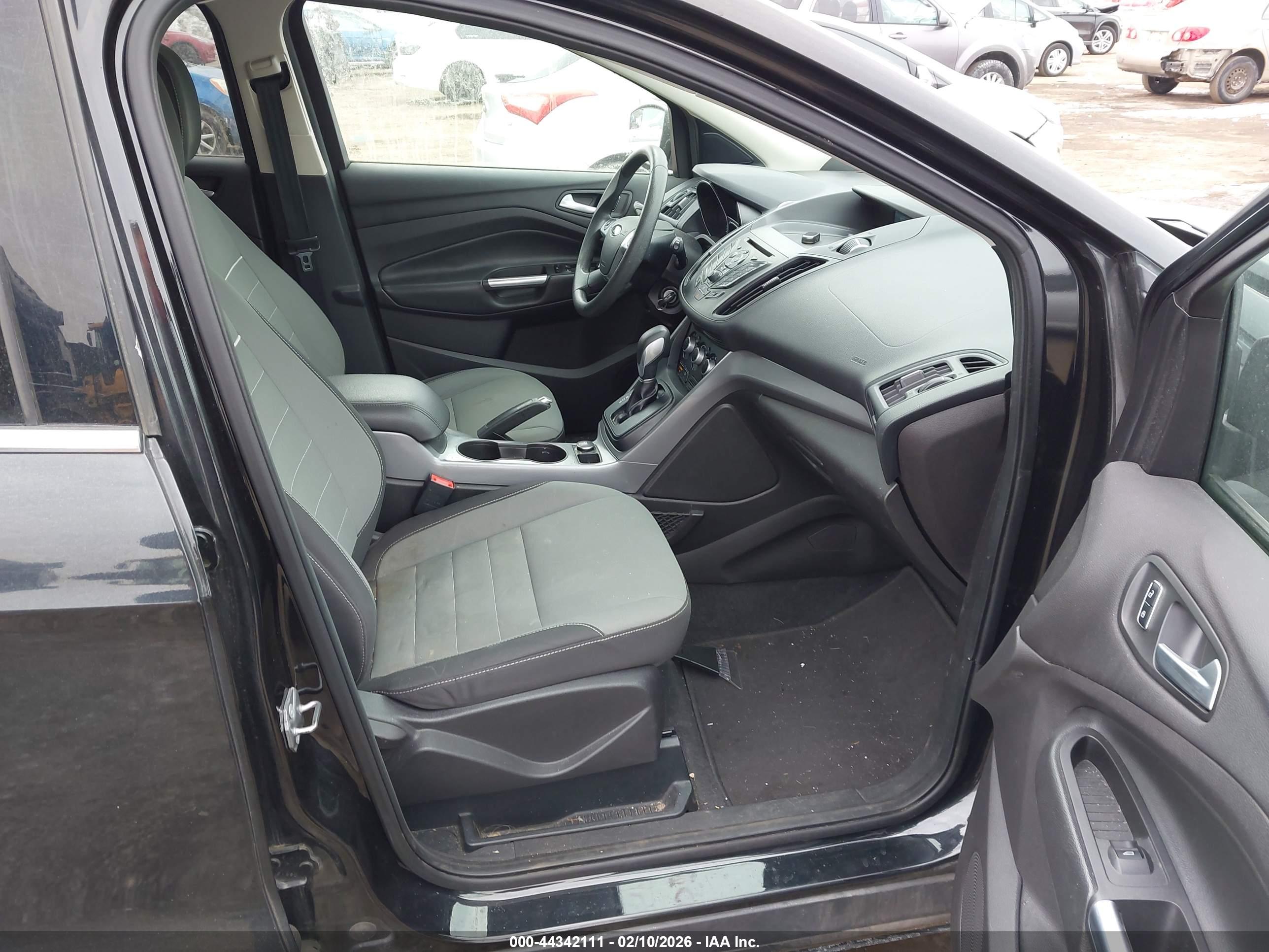 FORD ESCAPE image 5