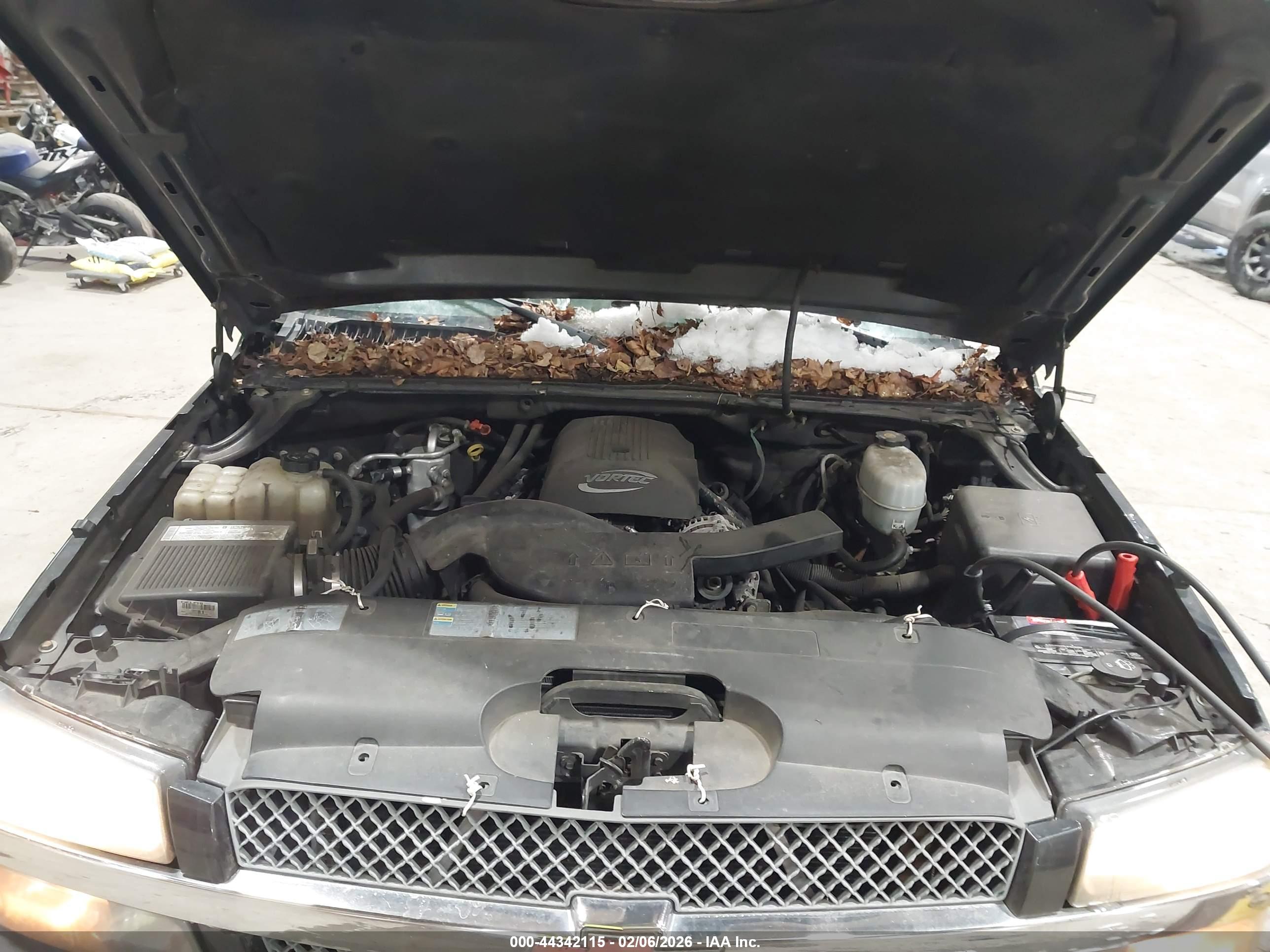 CHEVROLET AVALANCHE image 10