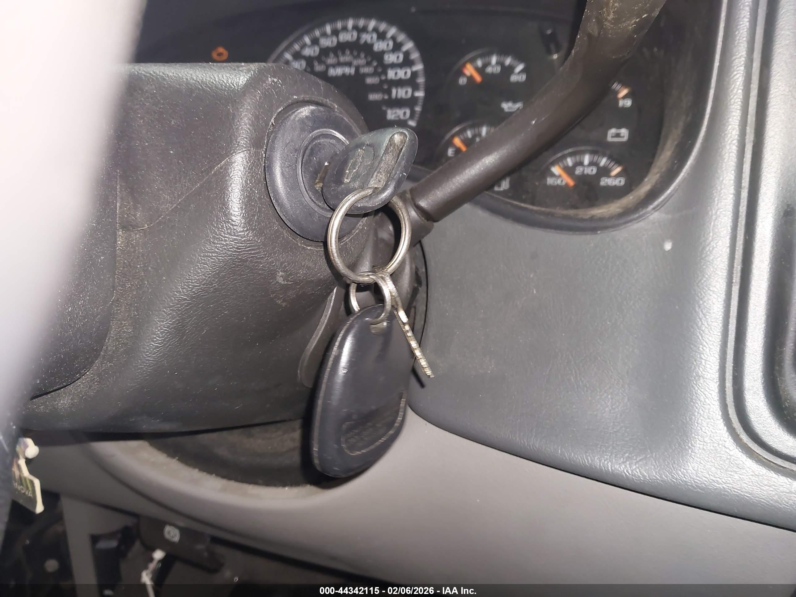 CHEVROLET AVALANCHE image 11