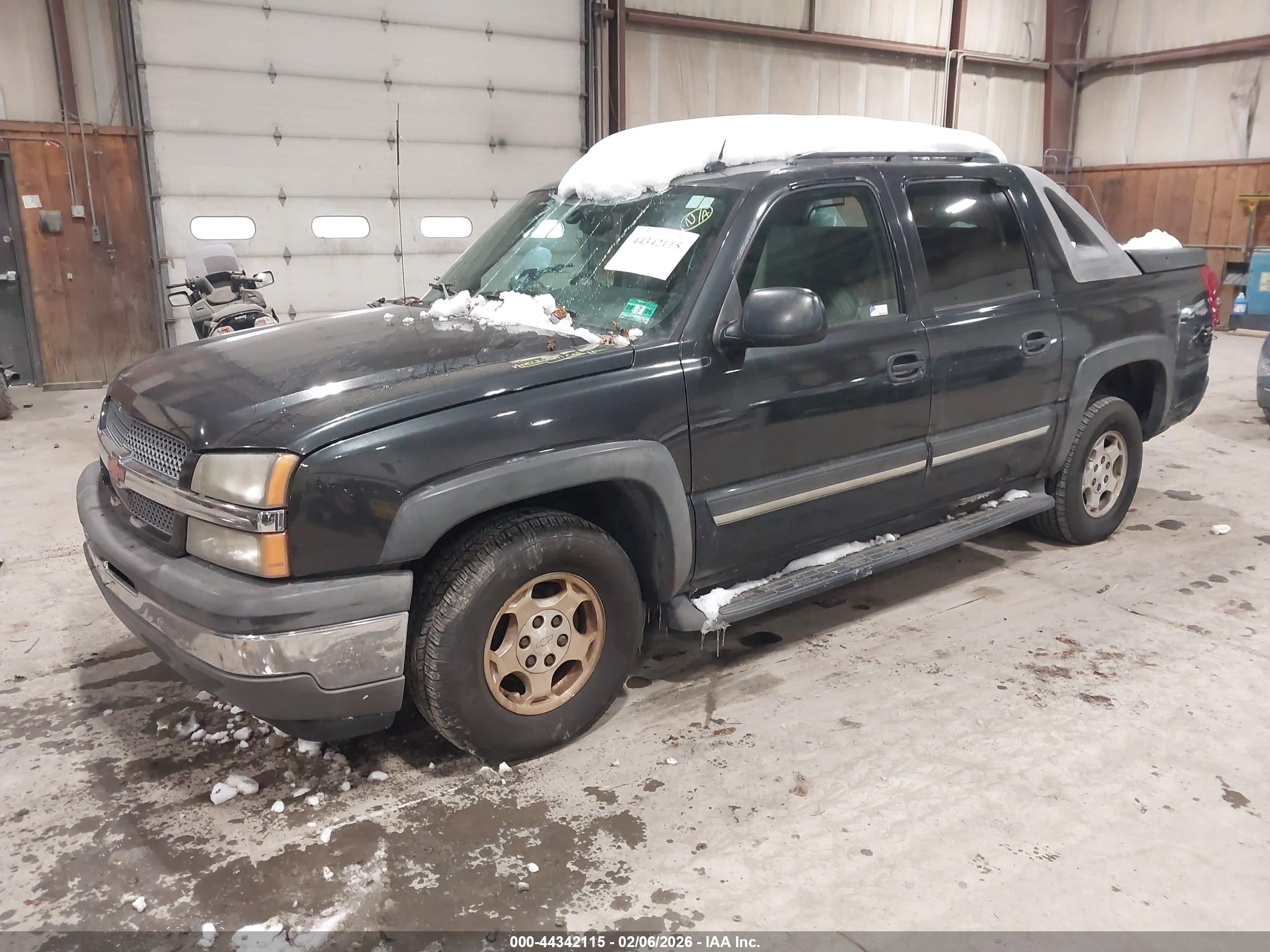 CHEVROLET AVALANCHE image 2