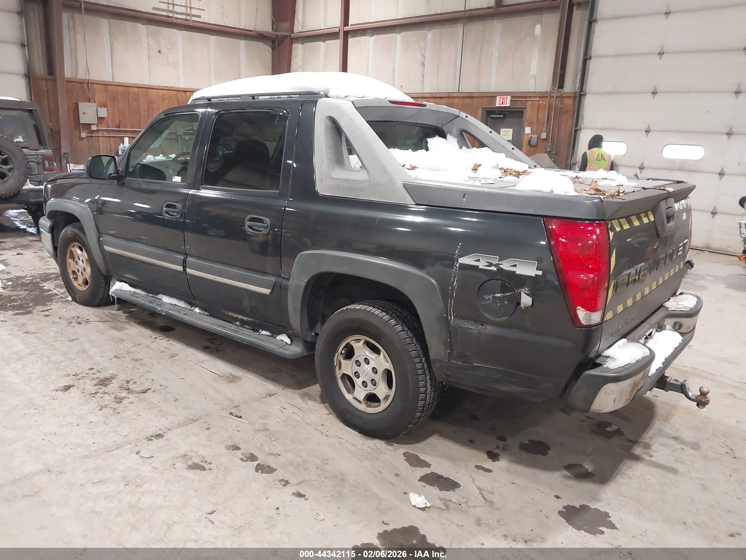 CHEVROLET AVALANCHE image 3
