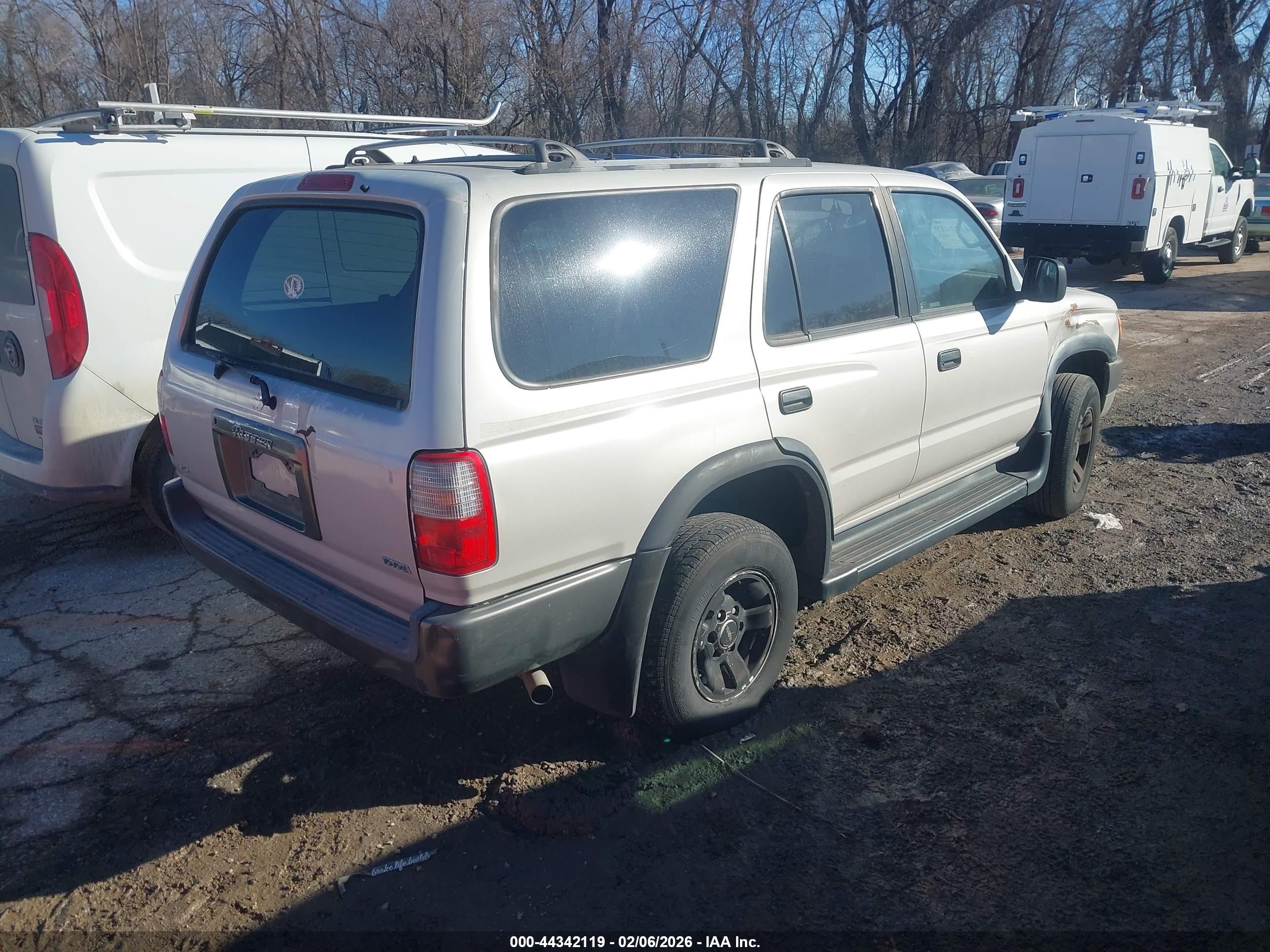 TOYOTA 4RUNNER image 4