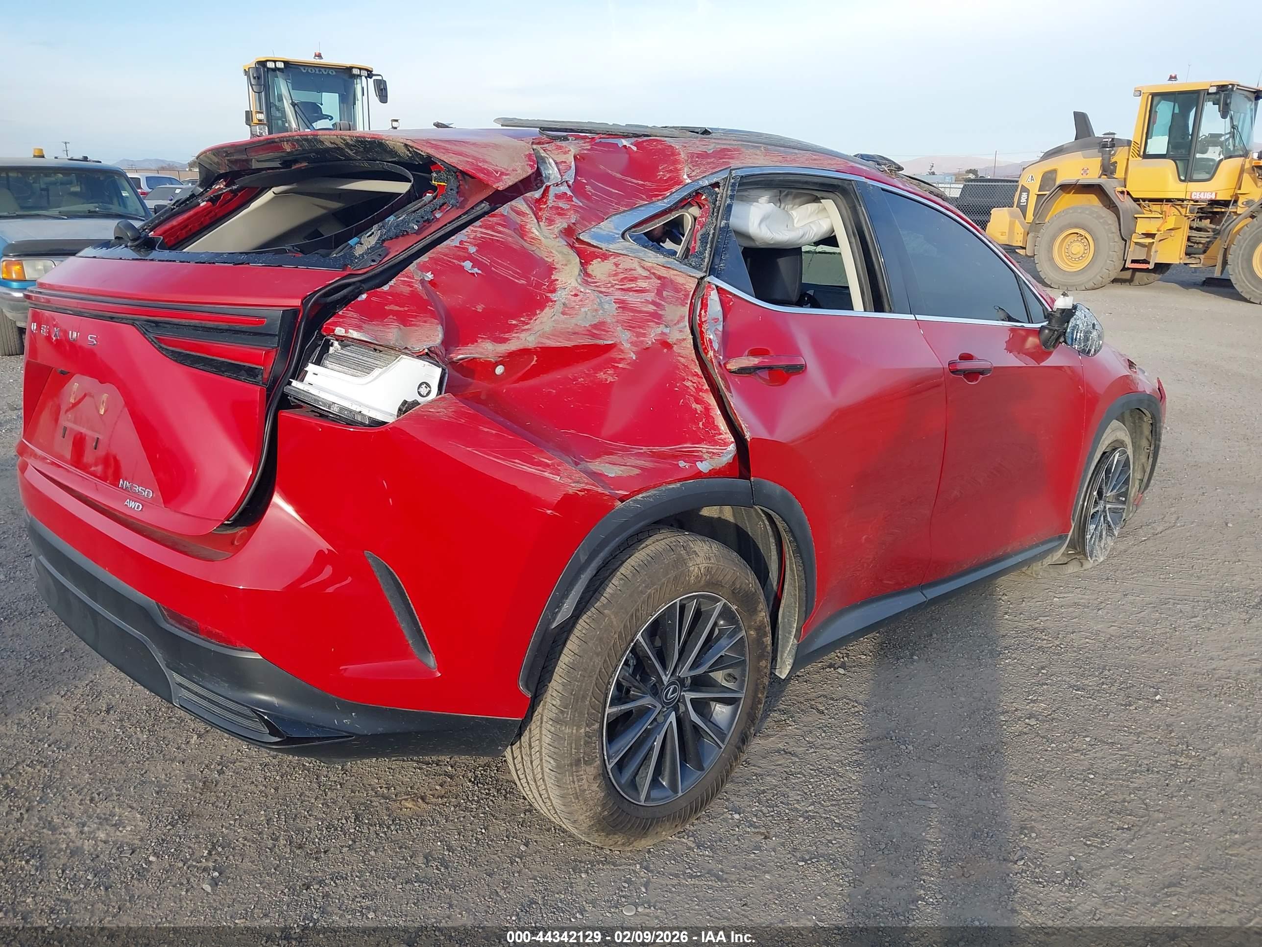 LEXUS NX image 4