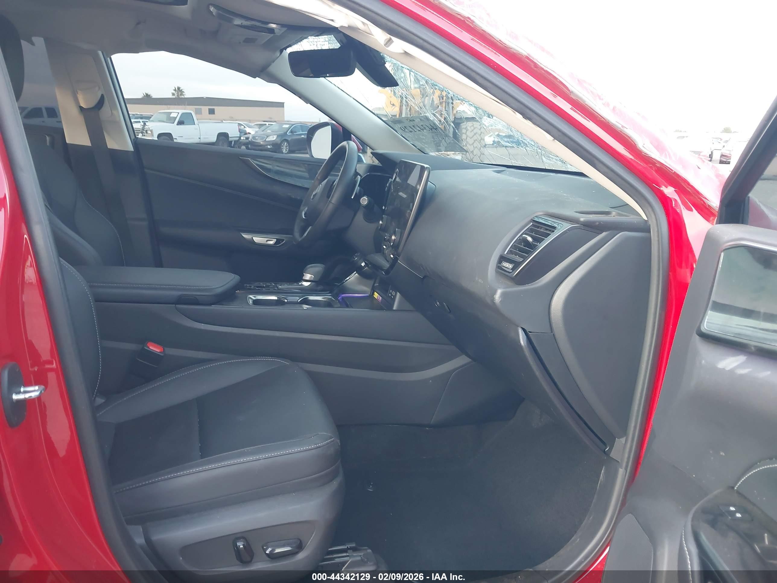 LEXUS NX image 5