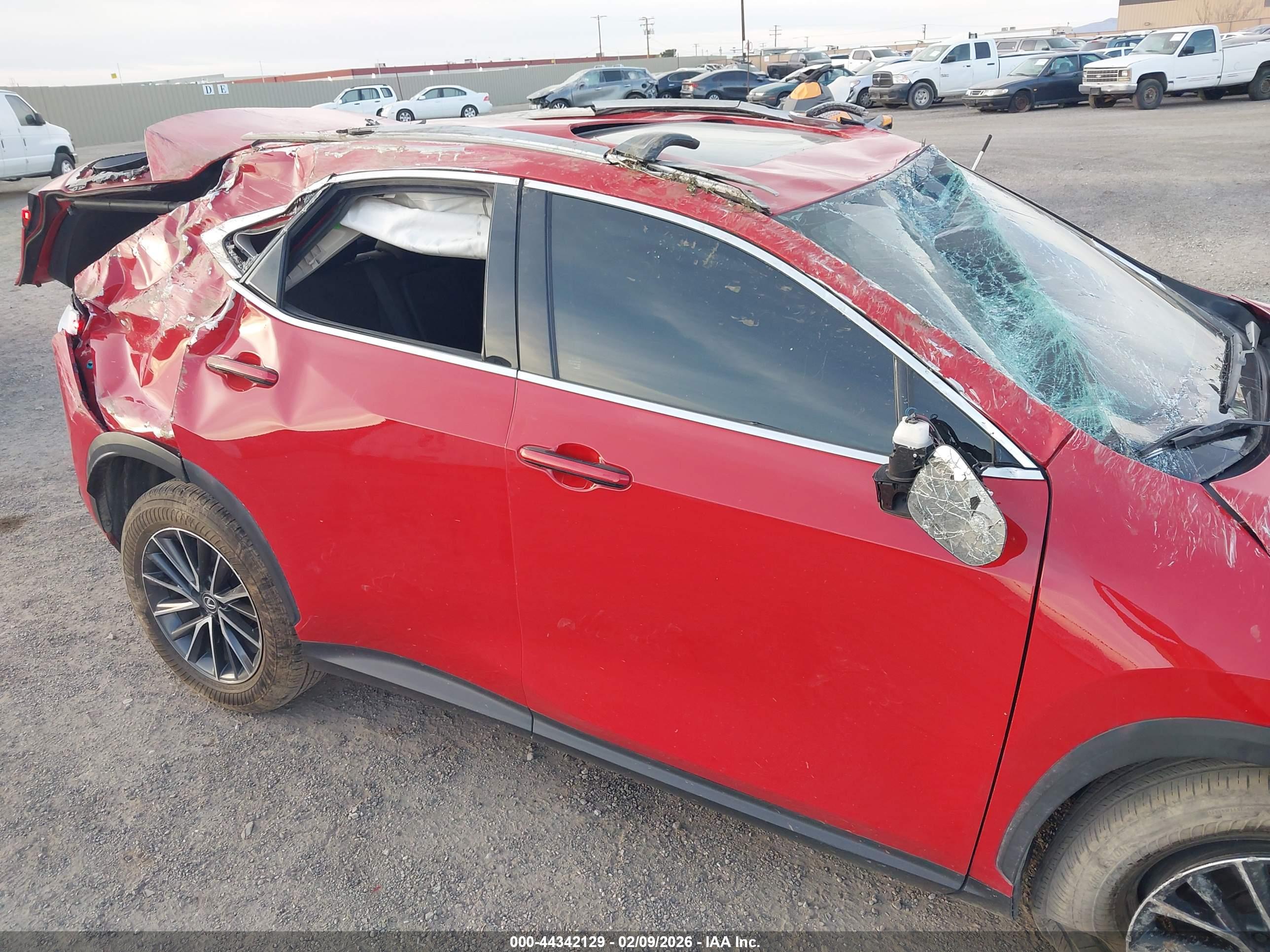 LEXUS NX image 6
