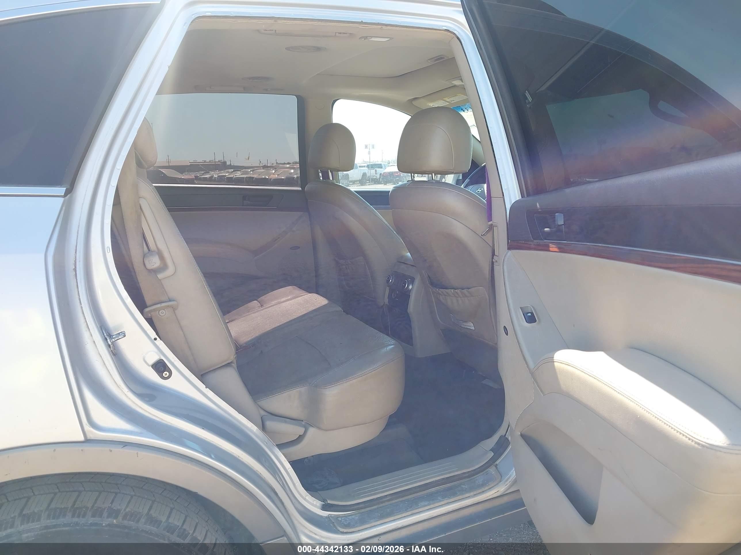 HYUNDAI VERACRUZ image 8