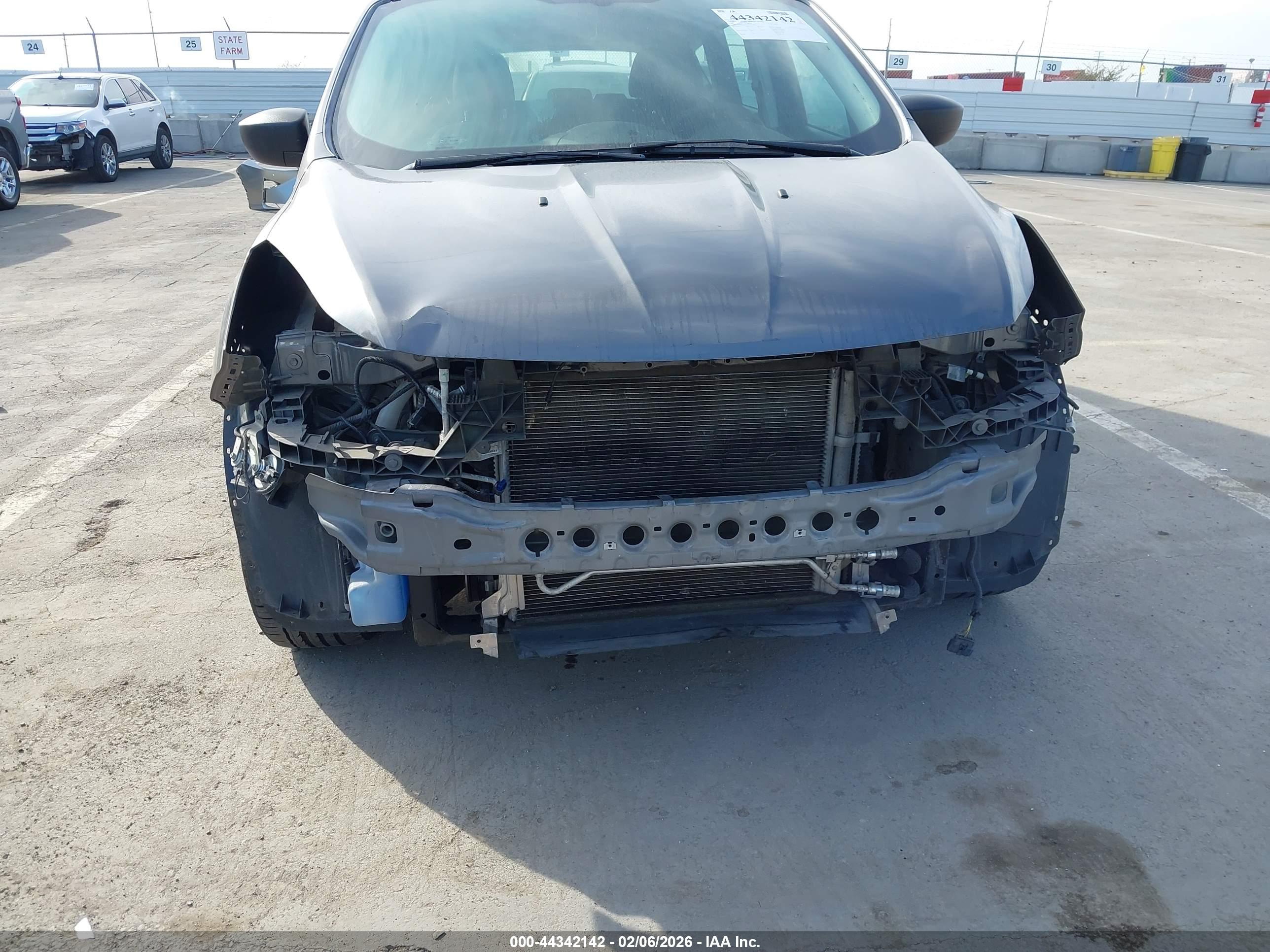 FORD ESCAPE image 6