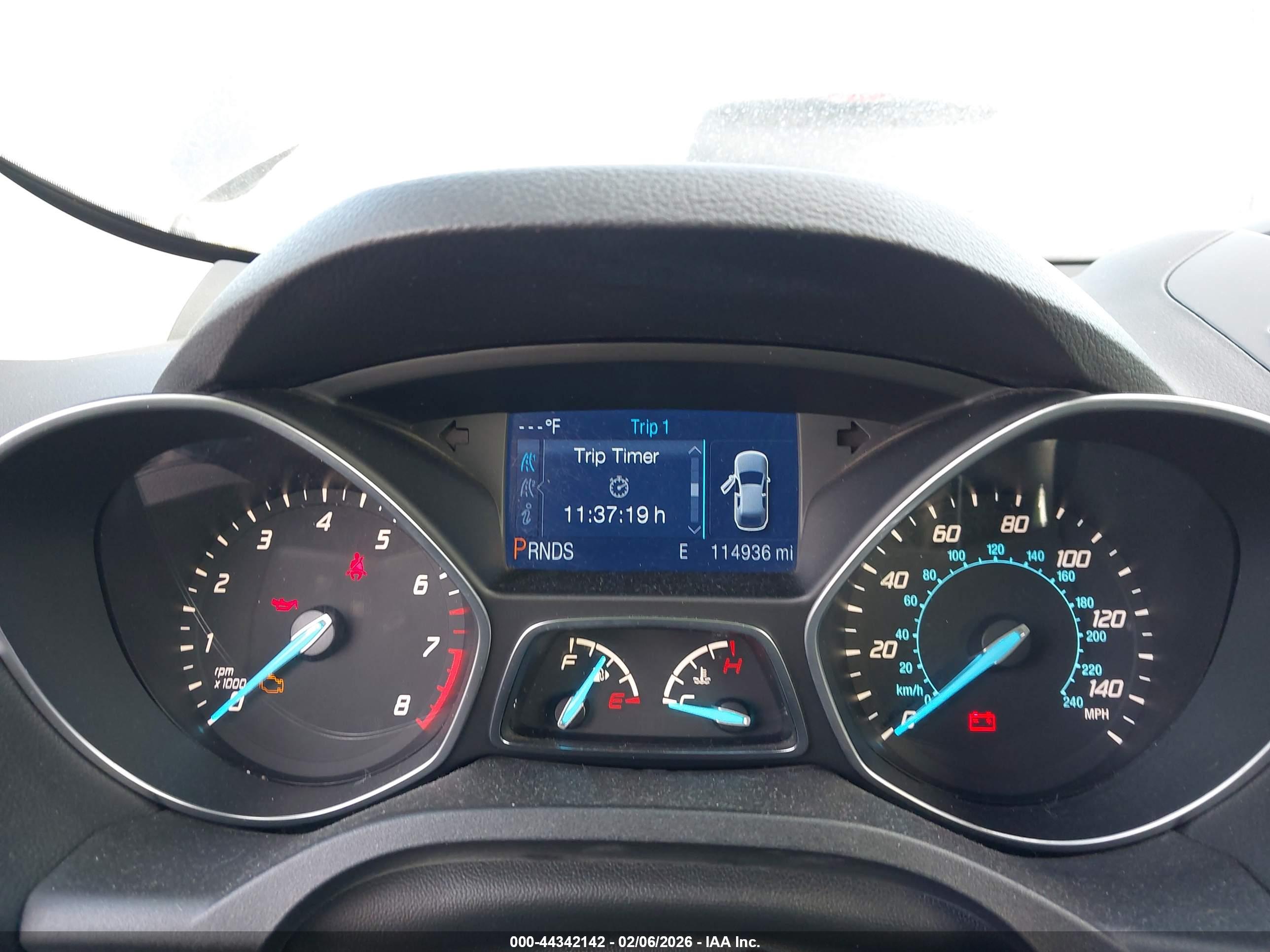 FORD ESCAPE image 7