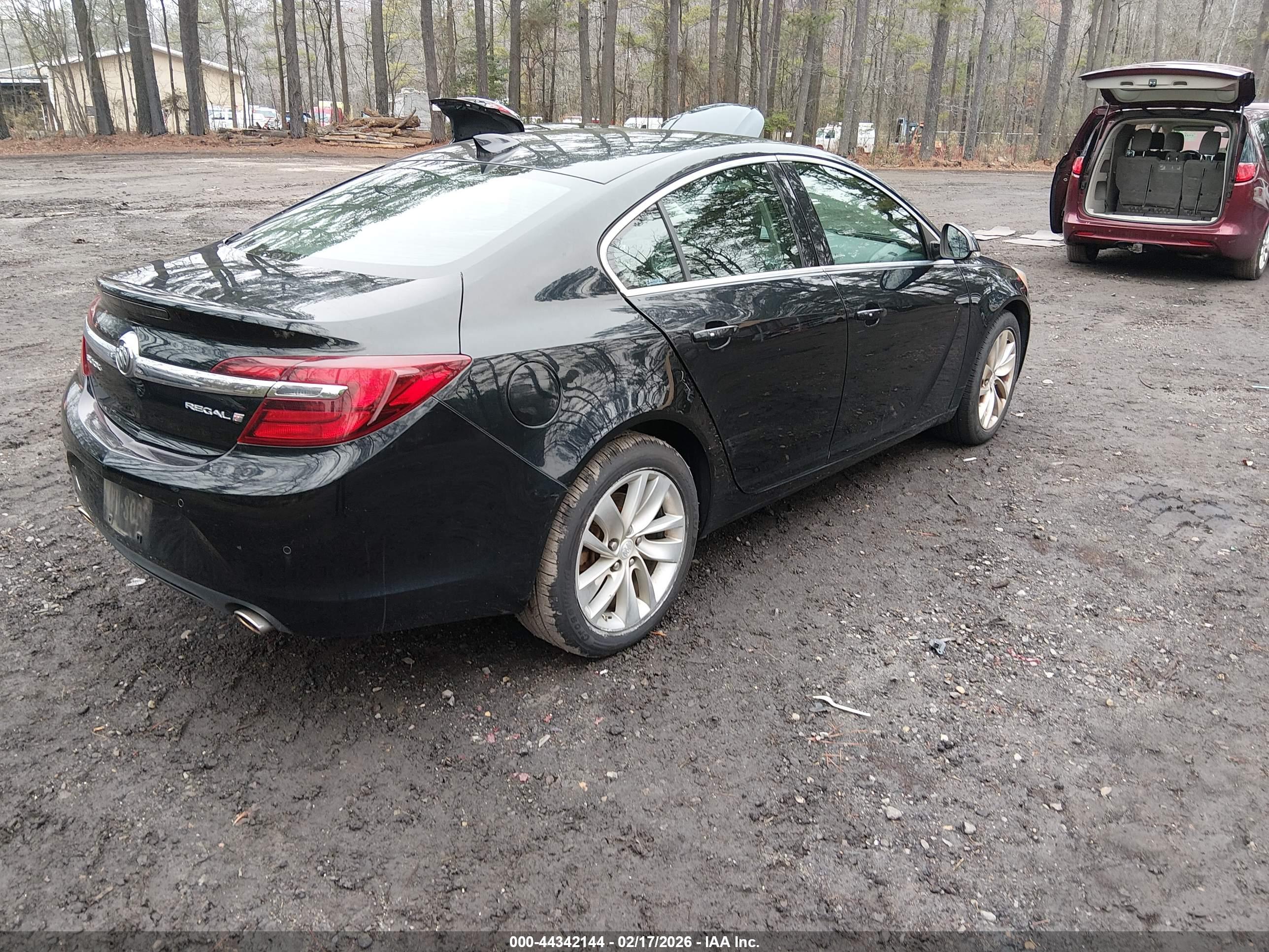 BUICK REGAL image 4