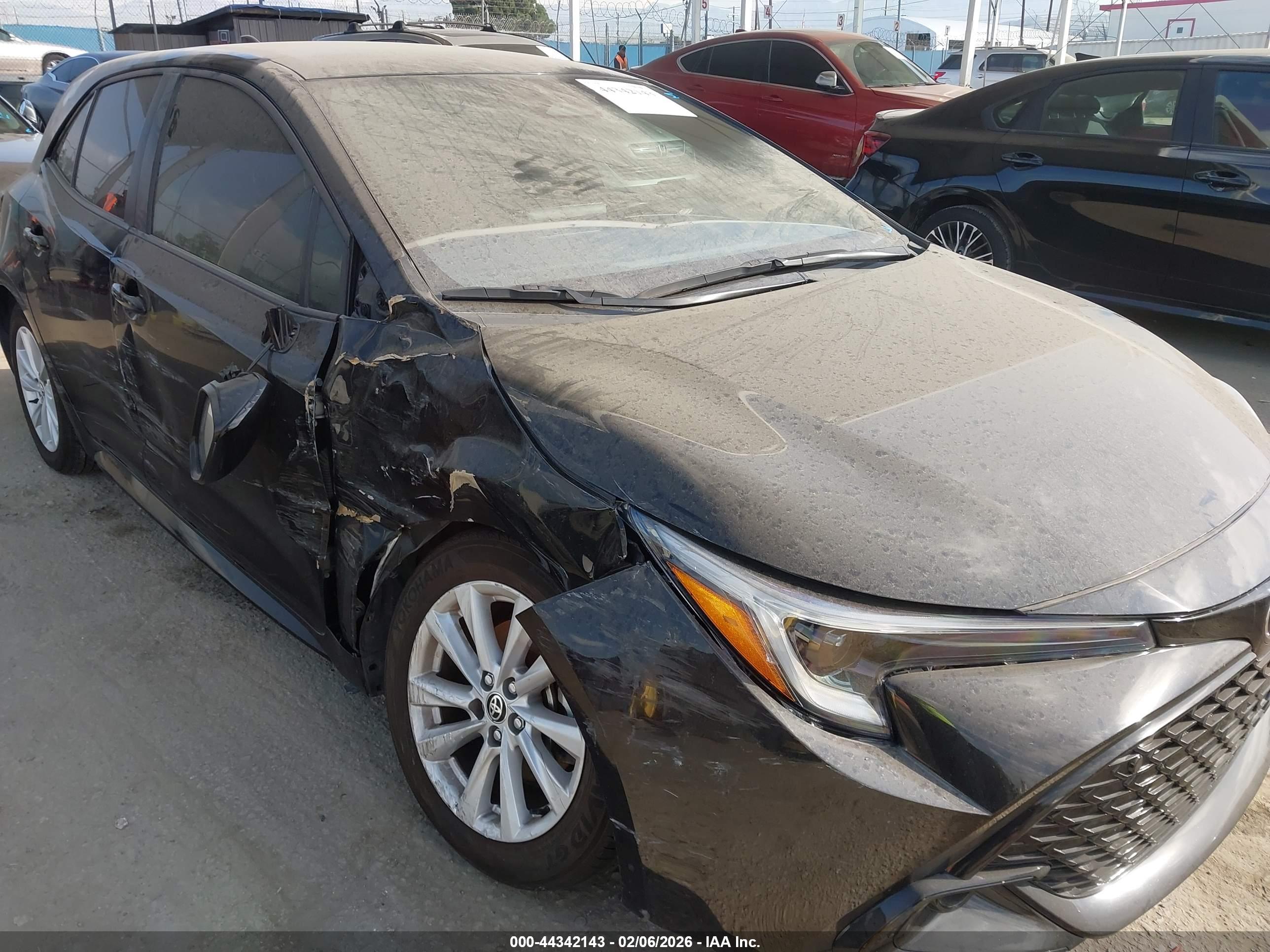 TOYOTA COROLLA image 6