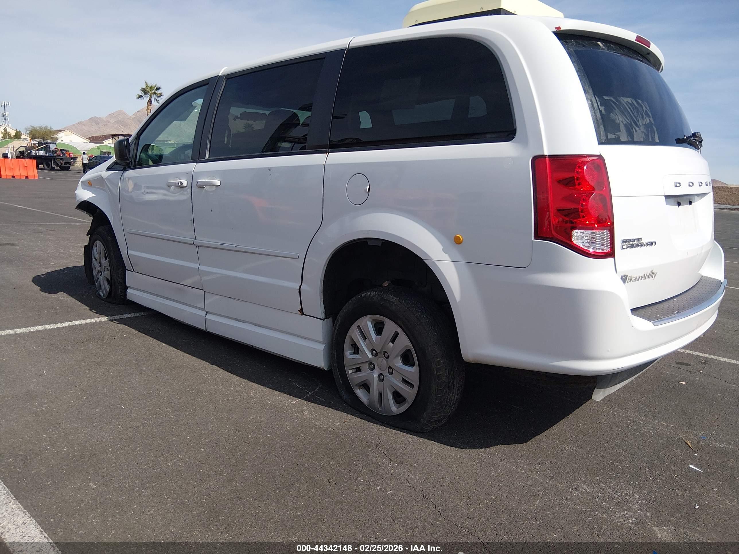 DODGE GRAND image 3