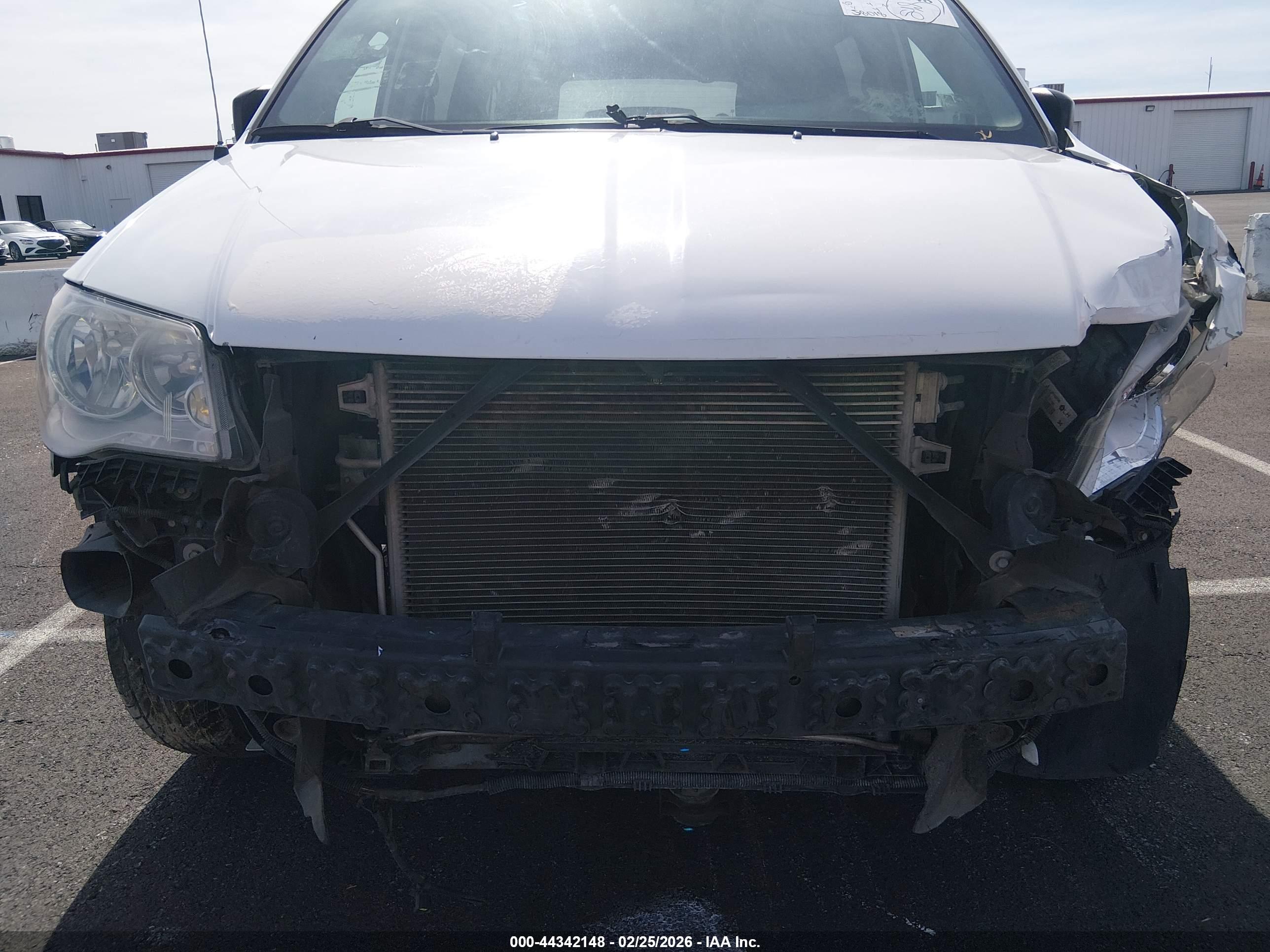 DODGE GRAND image 6