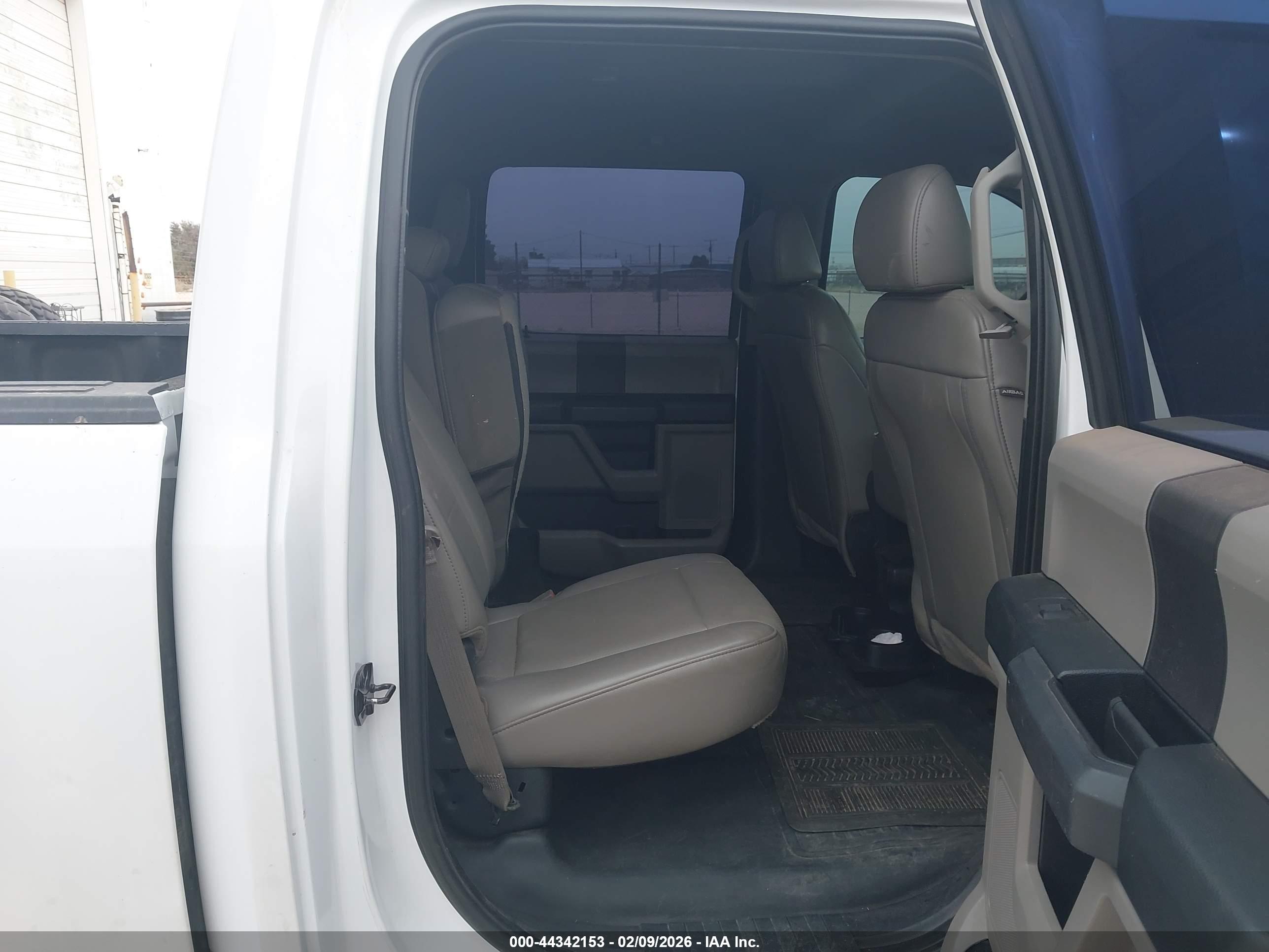 FORD F-150 image 8