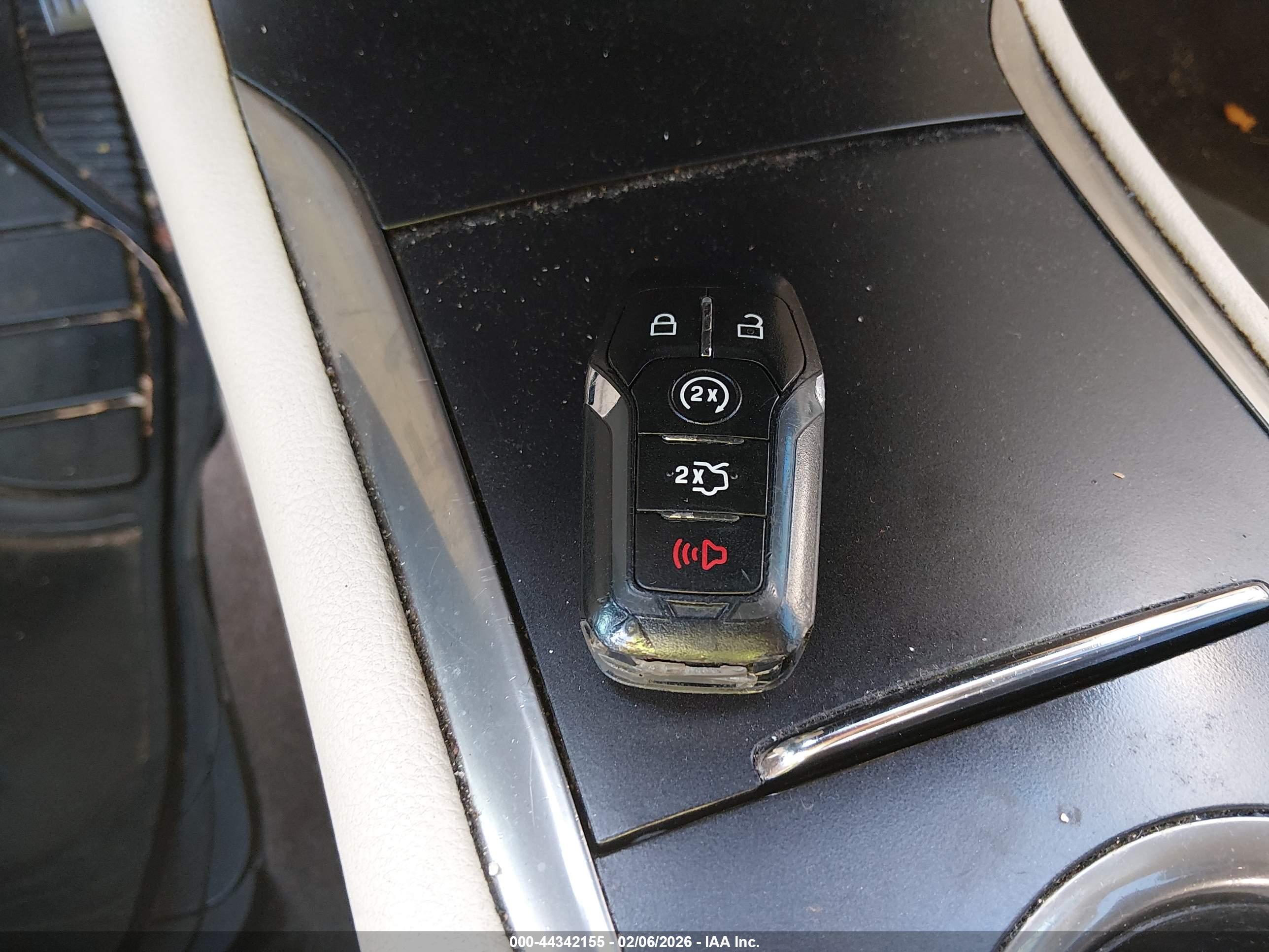 LINCOLN MKC image 11