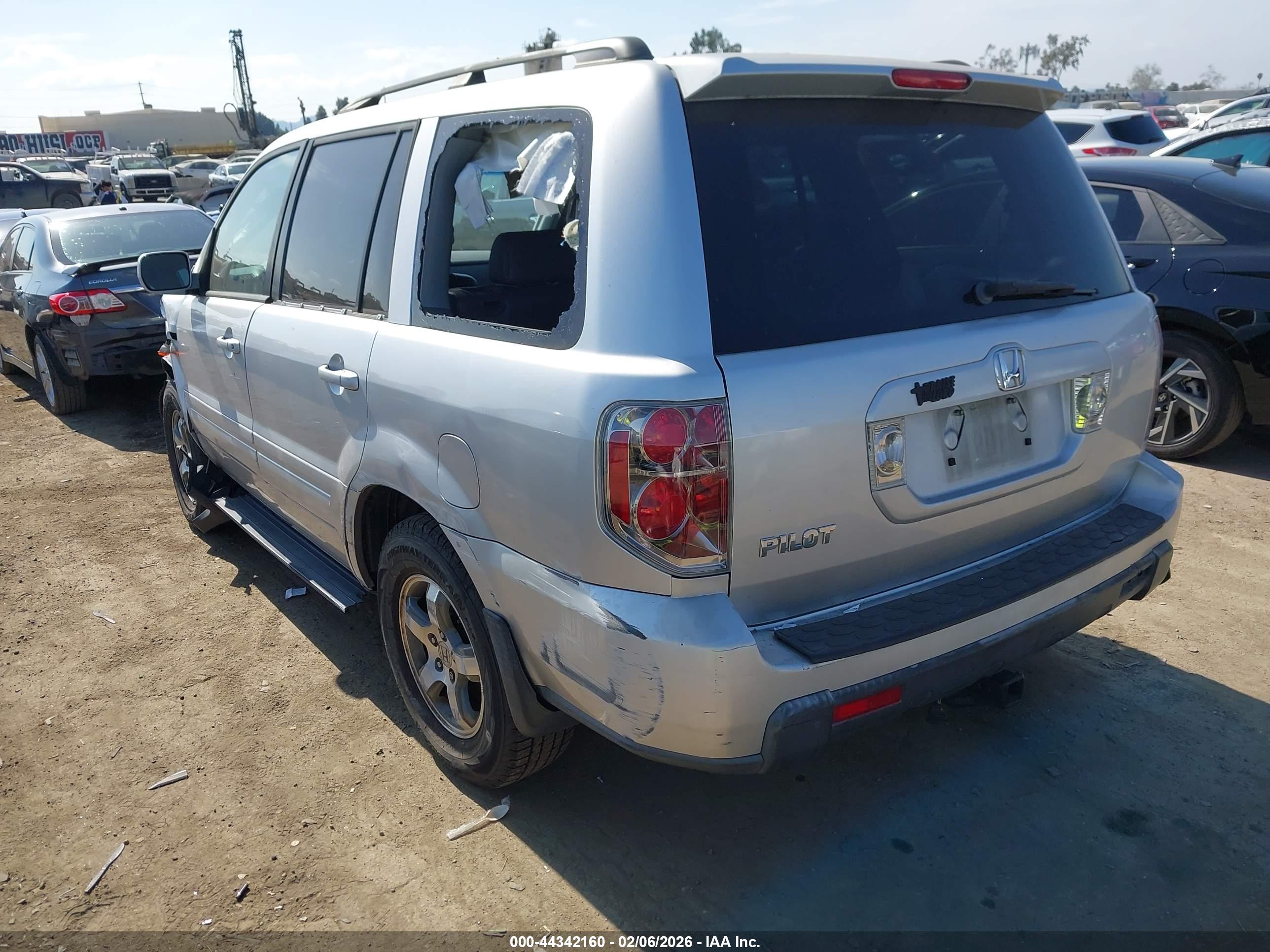 HONDA PILOT image 3