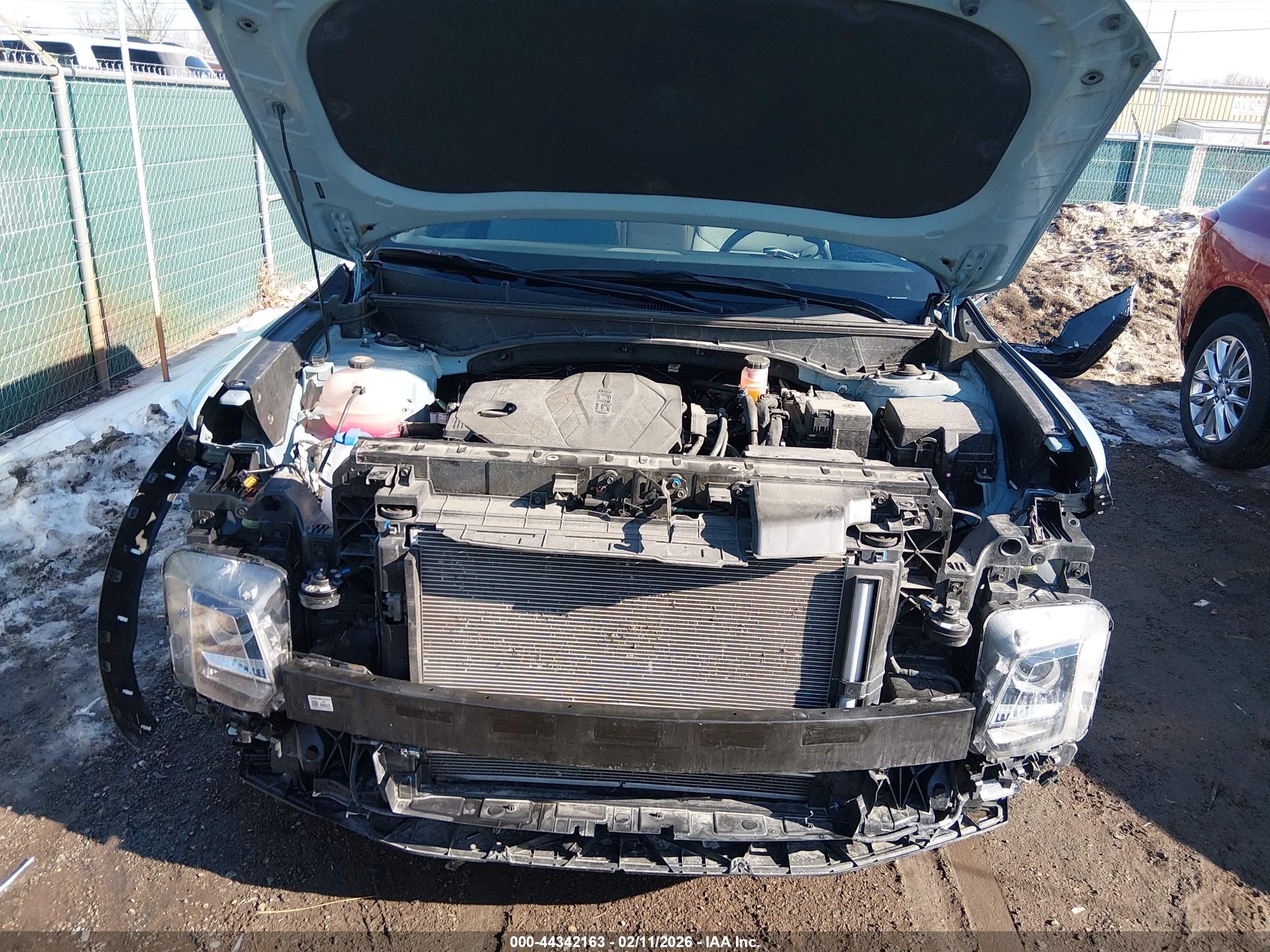 HYUNDAI SANTA image 10