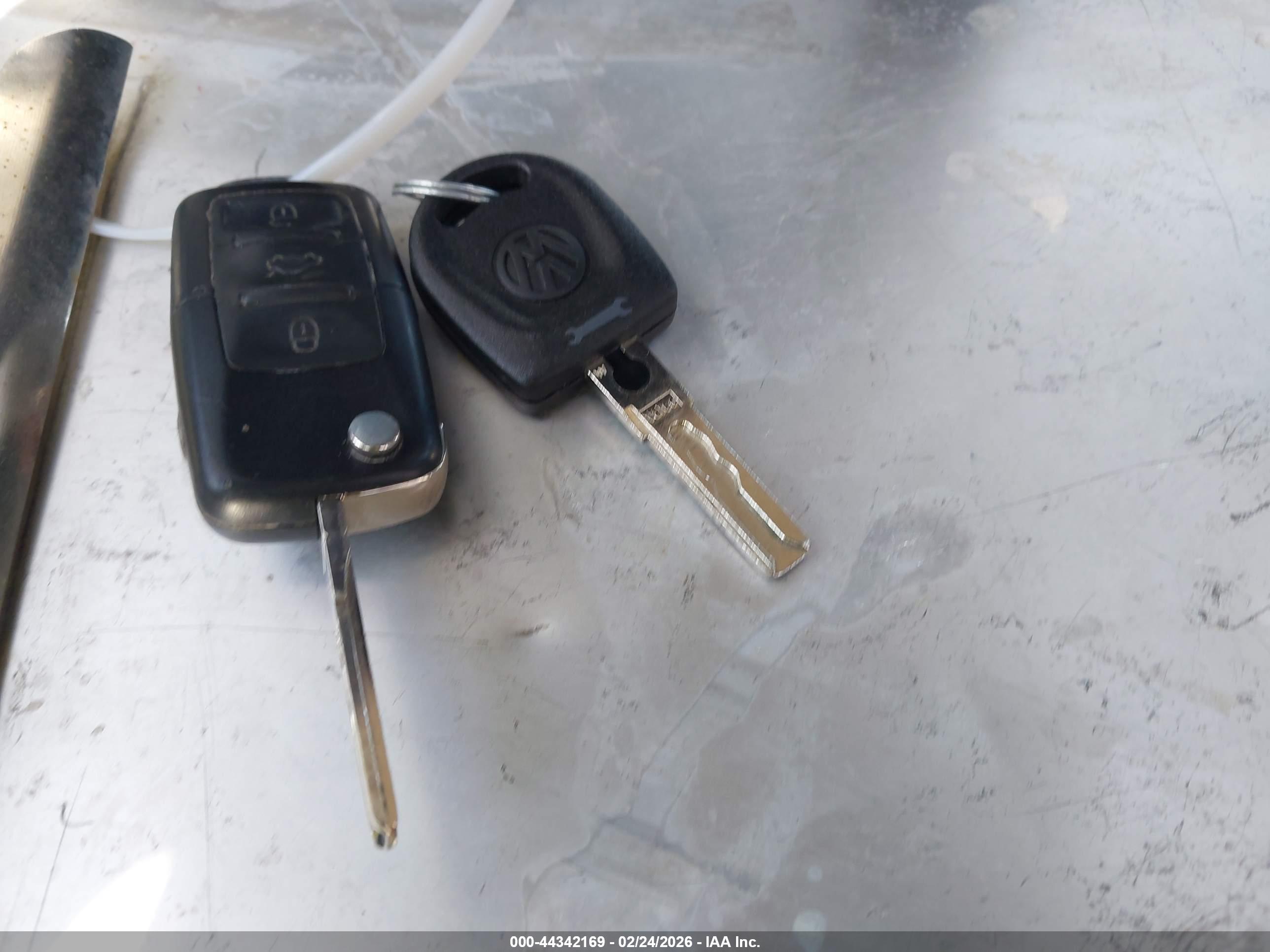VOLKSWAGEN NEW image 11