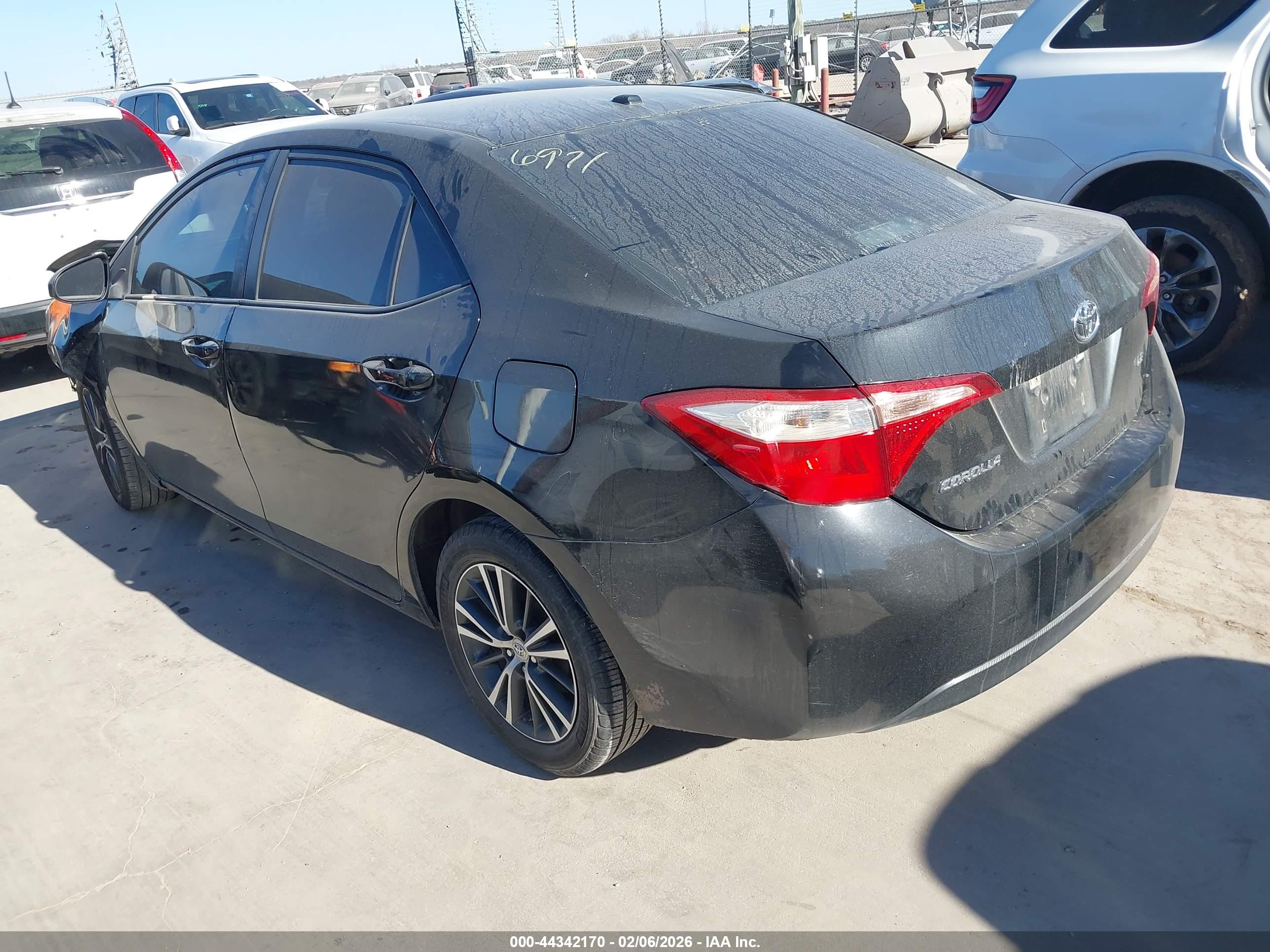 TOYOTA COROLLA image 3