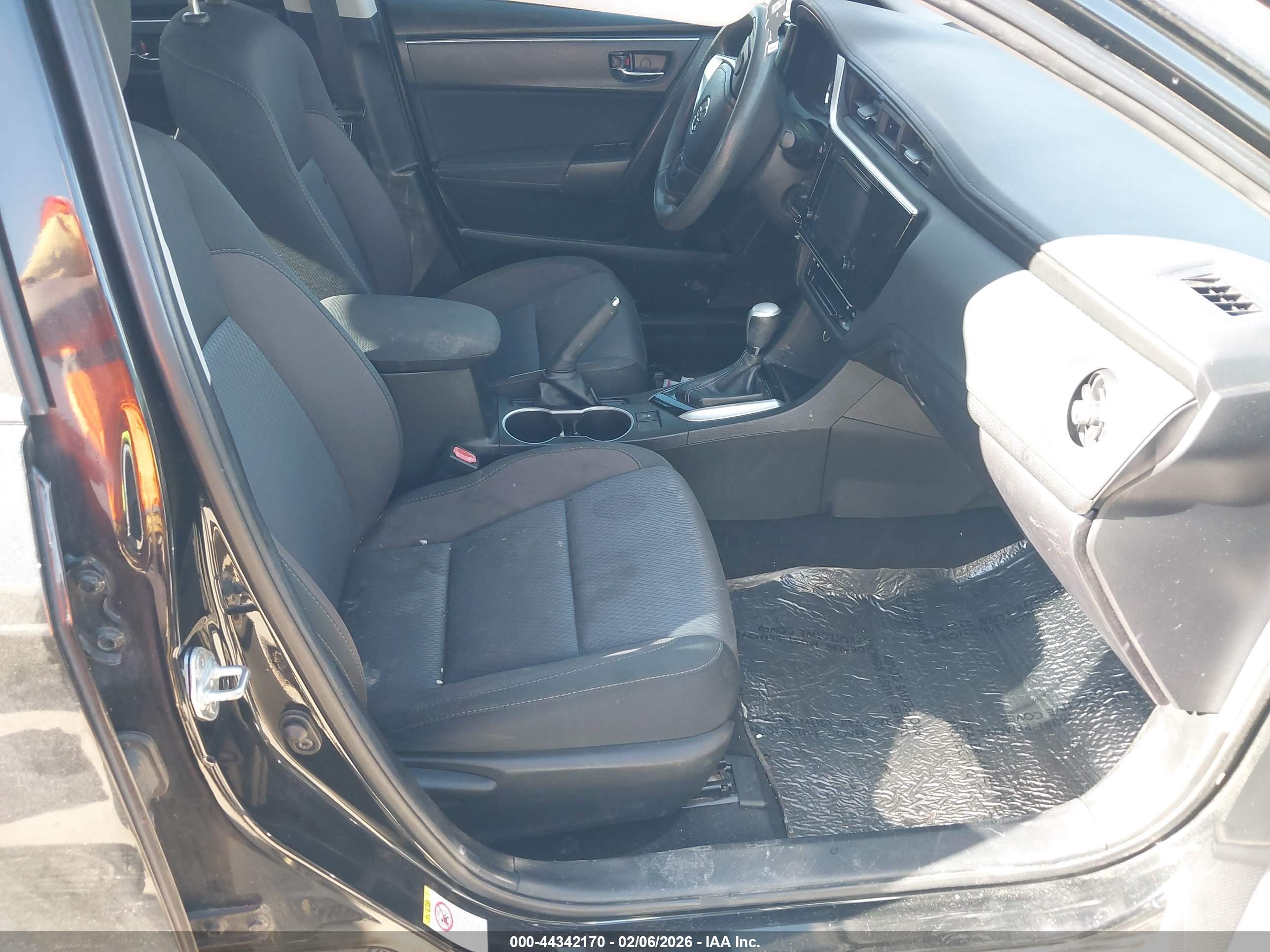 TOYOTA COROLLA image 5