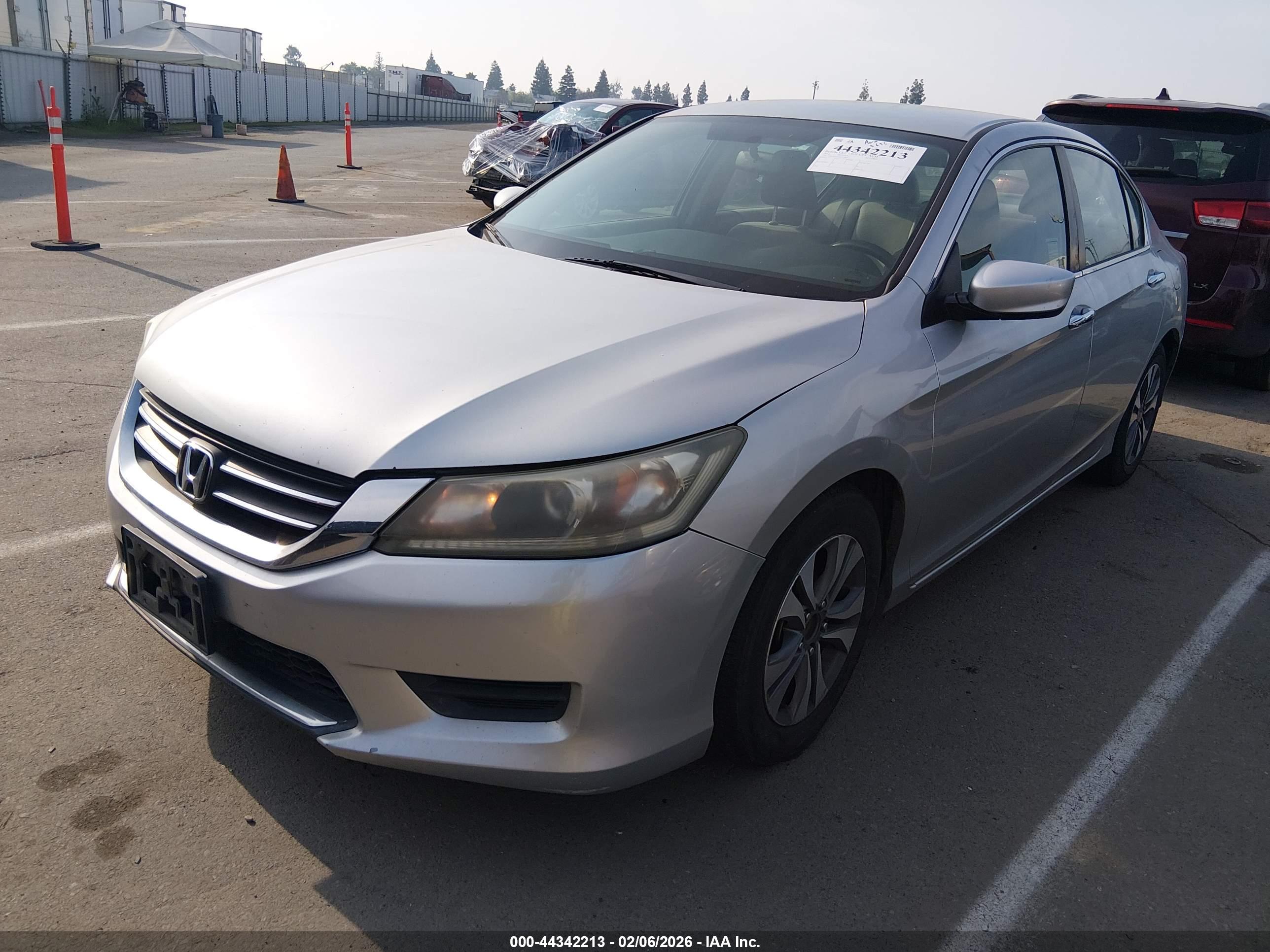 HONDA ACCORD image 2