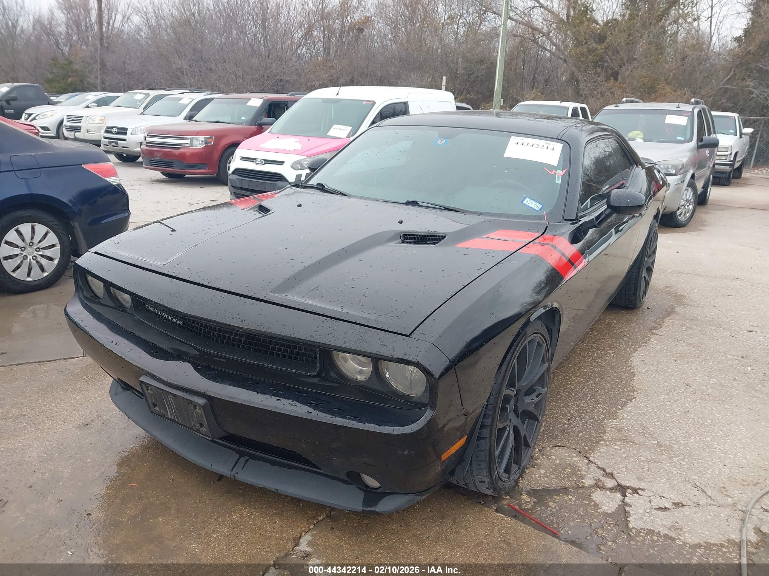 DODGE CHALLENGER image 6