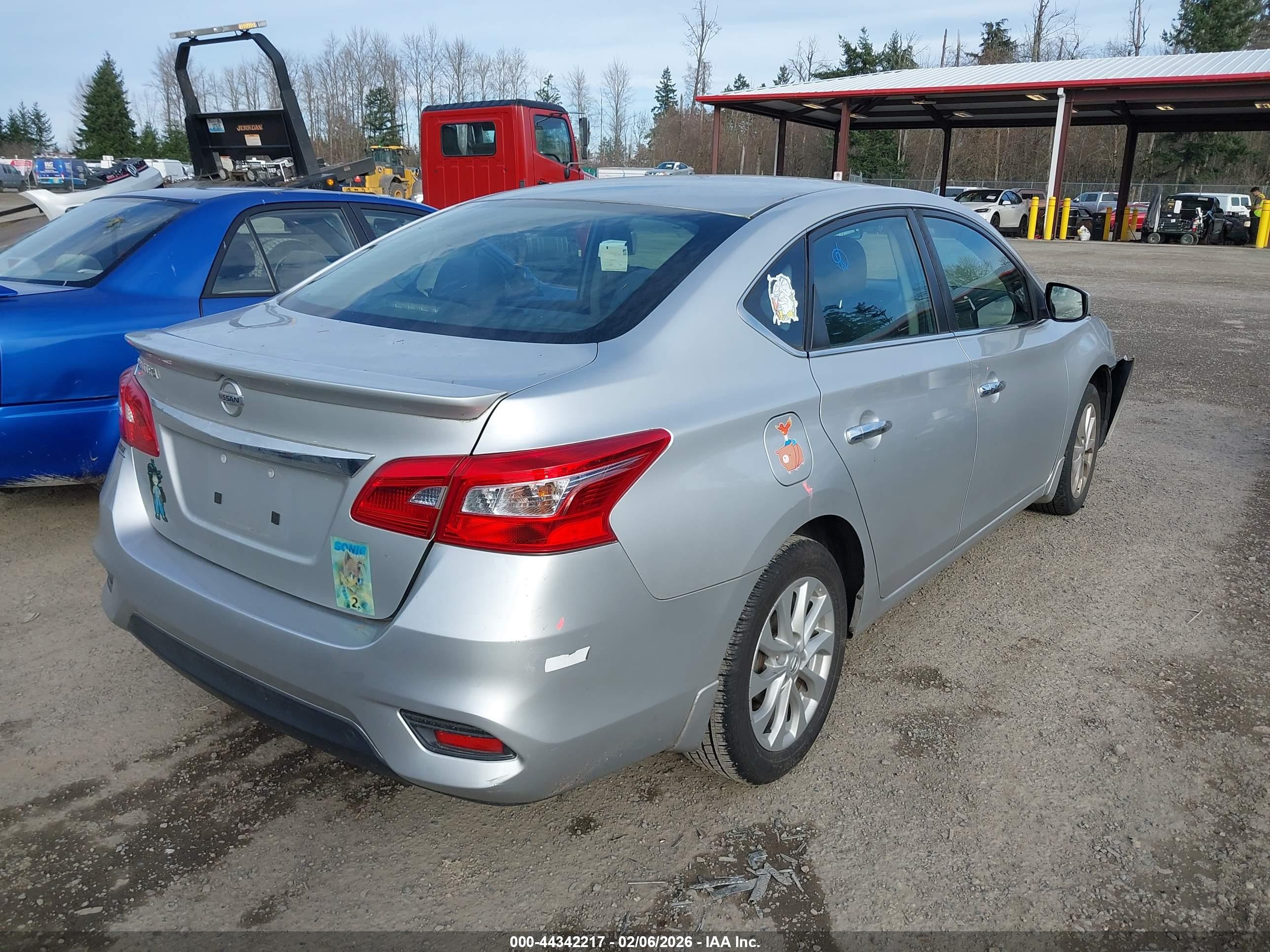 NISSAN SENTRA image 4