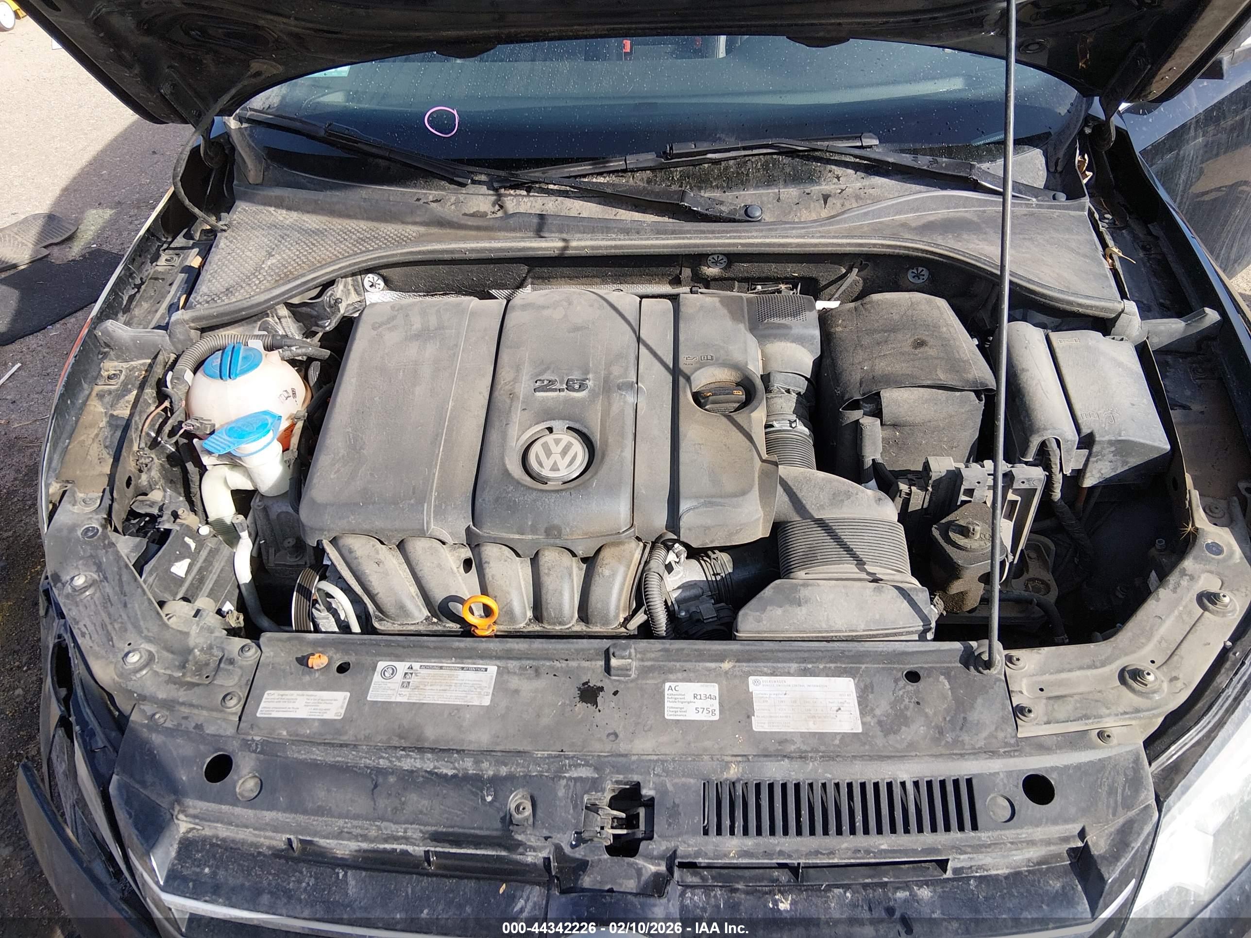 VOLKSWAGEN PASSAT image 10