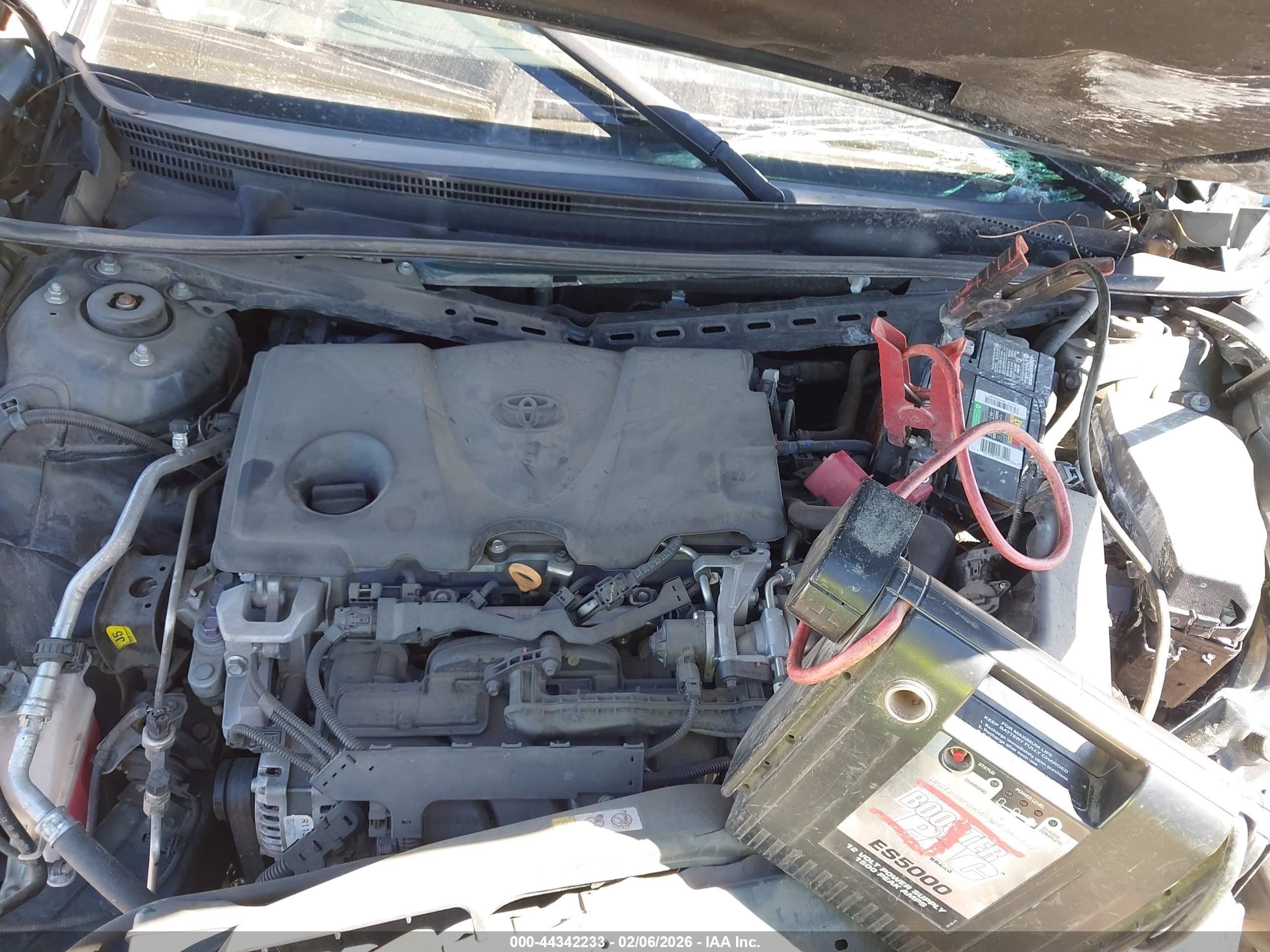 TOYOTA CAMRY image 10