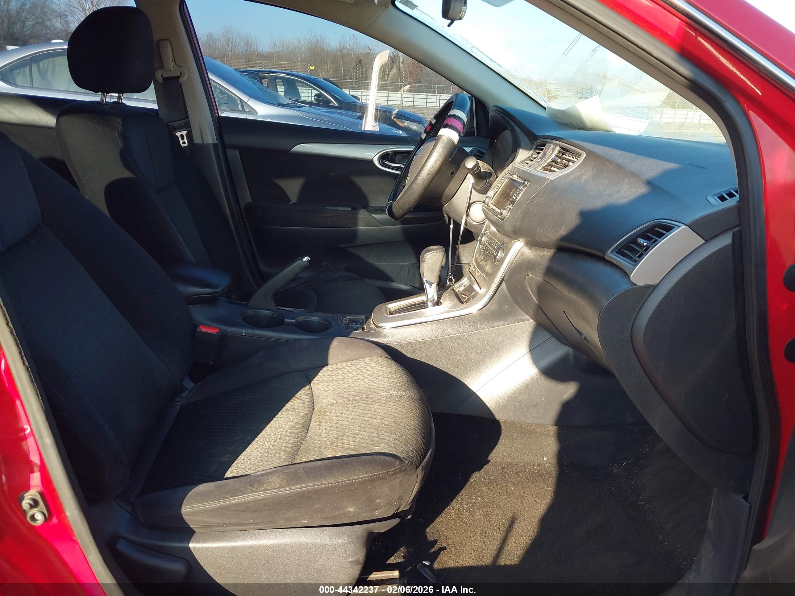 NISSAN SENTRA image 5