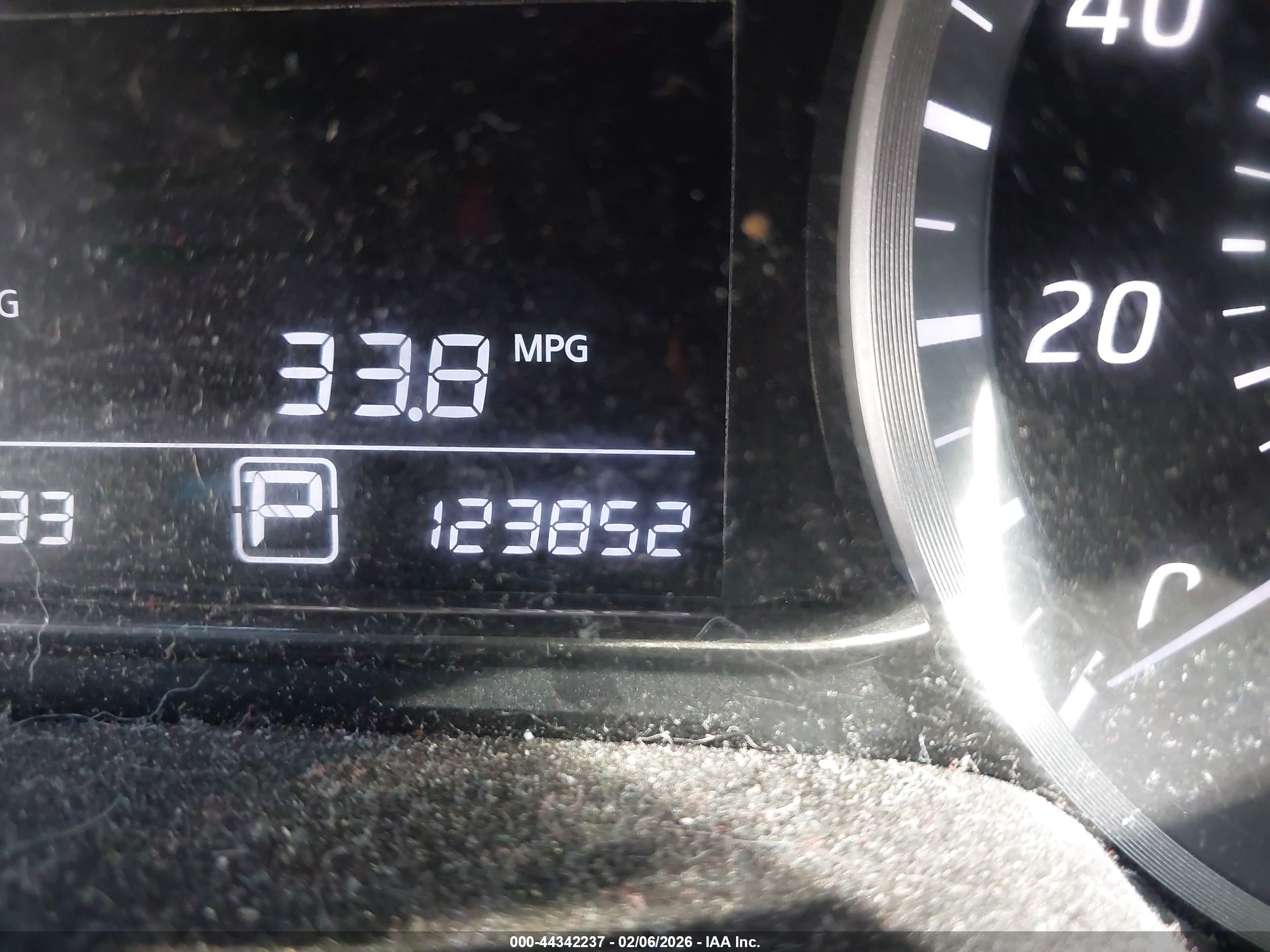 NISSAN SENTRA image 7